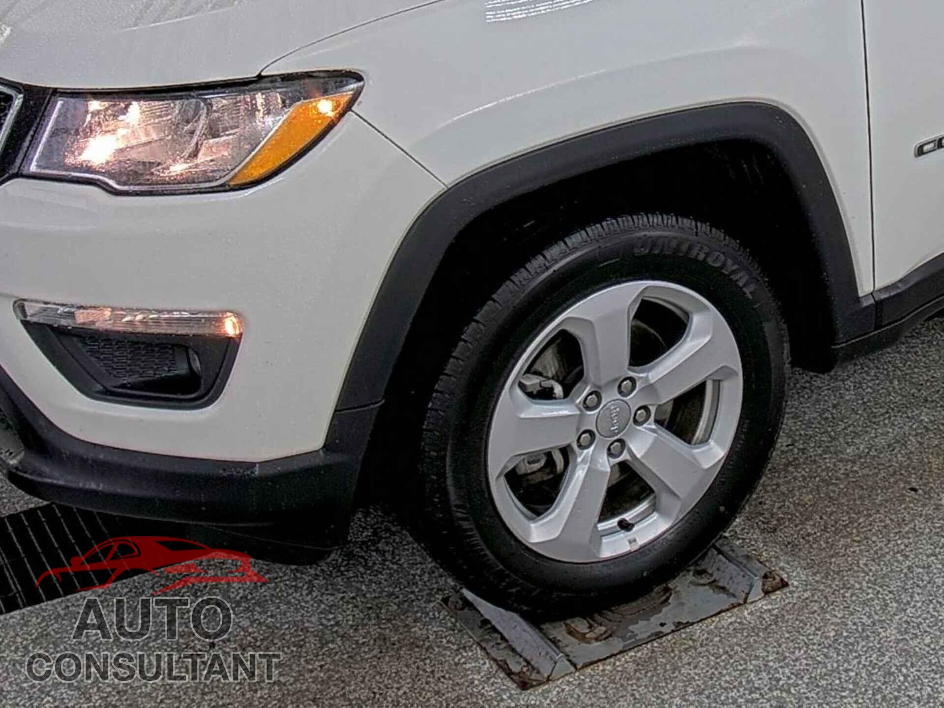 JEEP COMPASS 2020 - 3C4NJDBB3LT250218