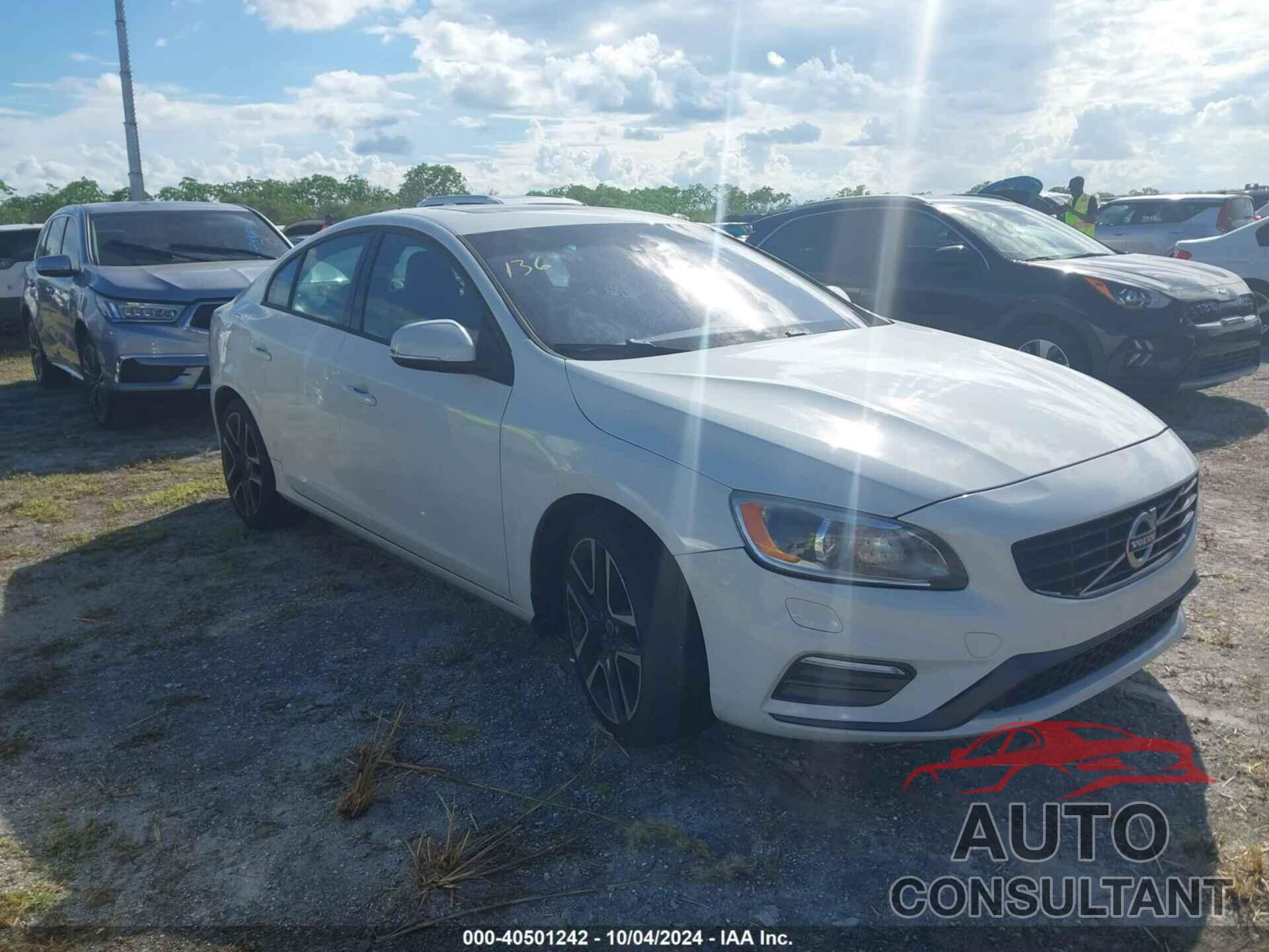 VOLVO S60 2018 - YV126MFL1J2451308