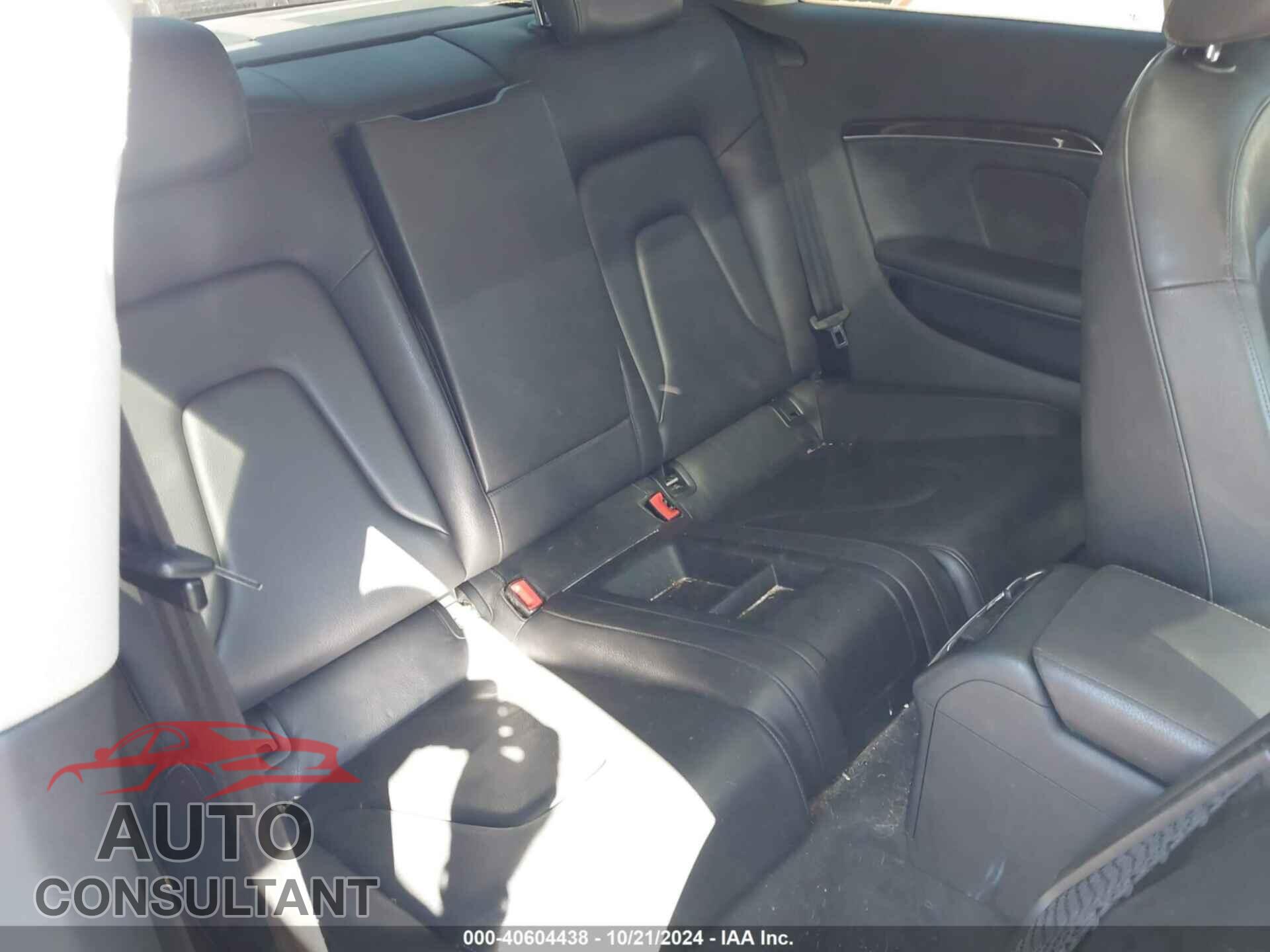 AUDI A5 2013 - WAUCFAFR4DA040098