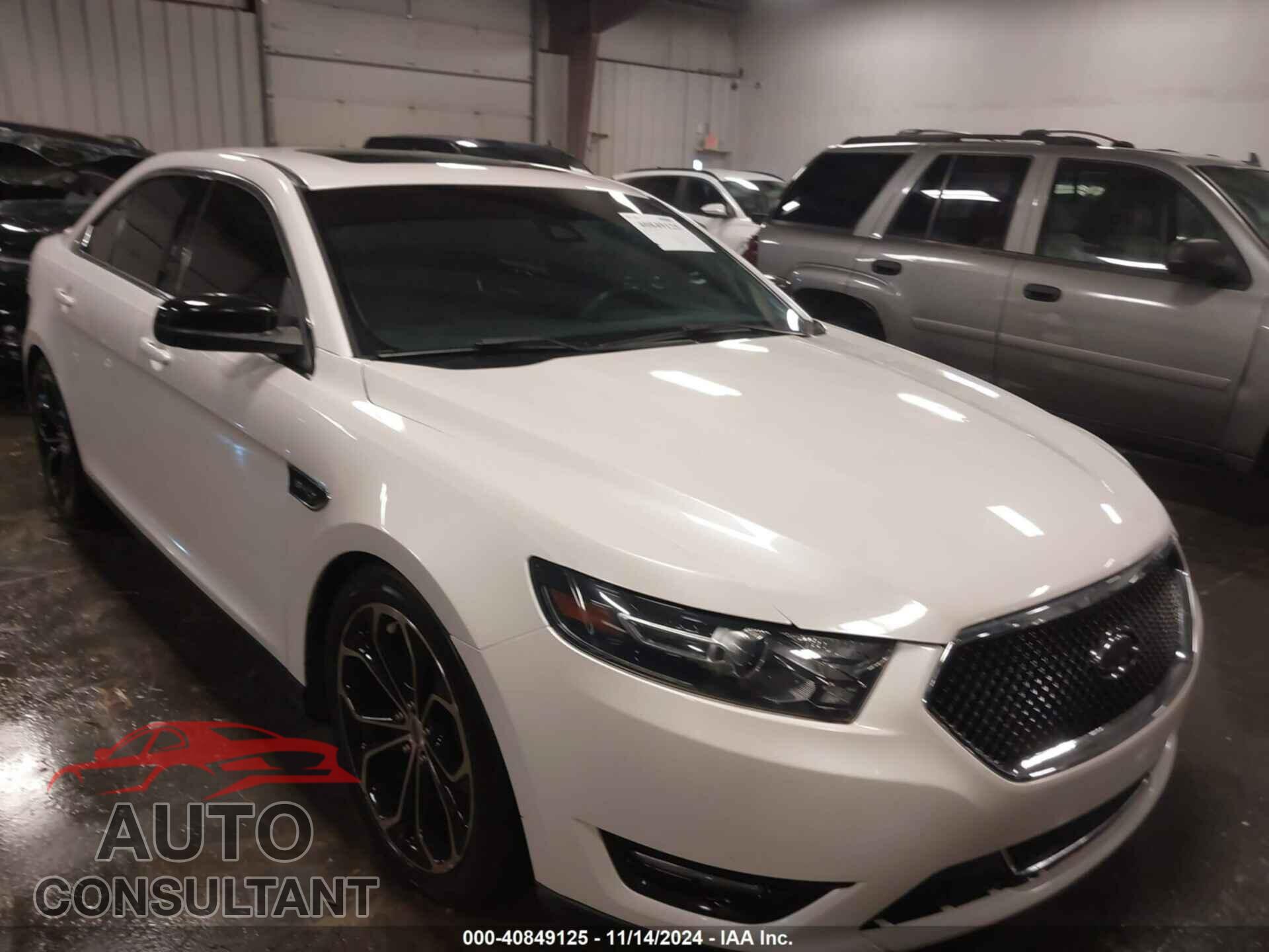 FORD TAURUS 2015 - 1FAHP2KT6FG148564