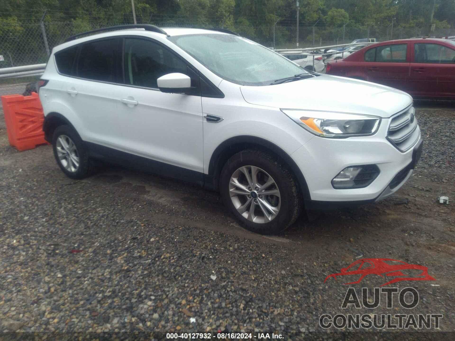 FORD ESCAPE 2018 - 1FMCU9GD1JUA75049