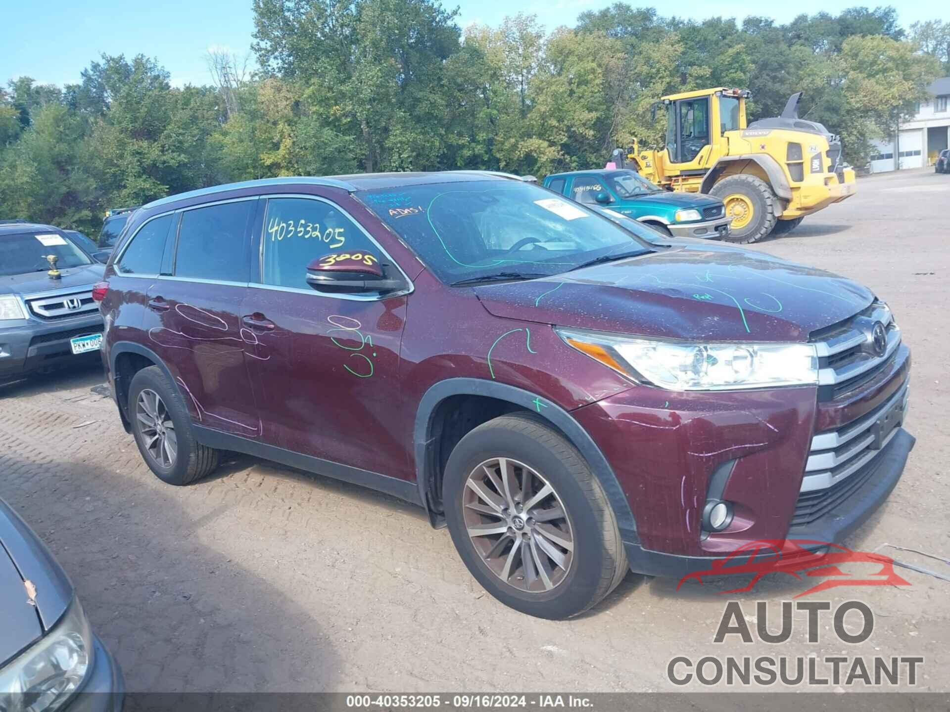 TOYOTA HIGHLANDER 2019 - 5TDJZRFH2KS704356