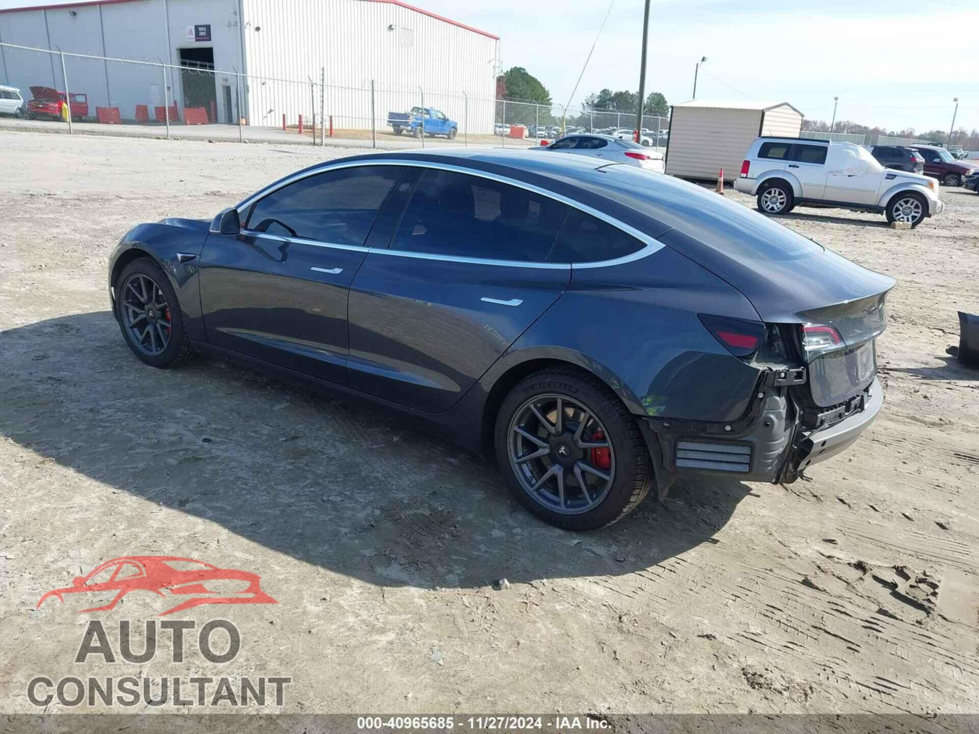 TESLA MODEL 3 2018 - 5YJ3E1EA0JF101645