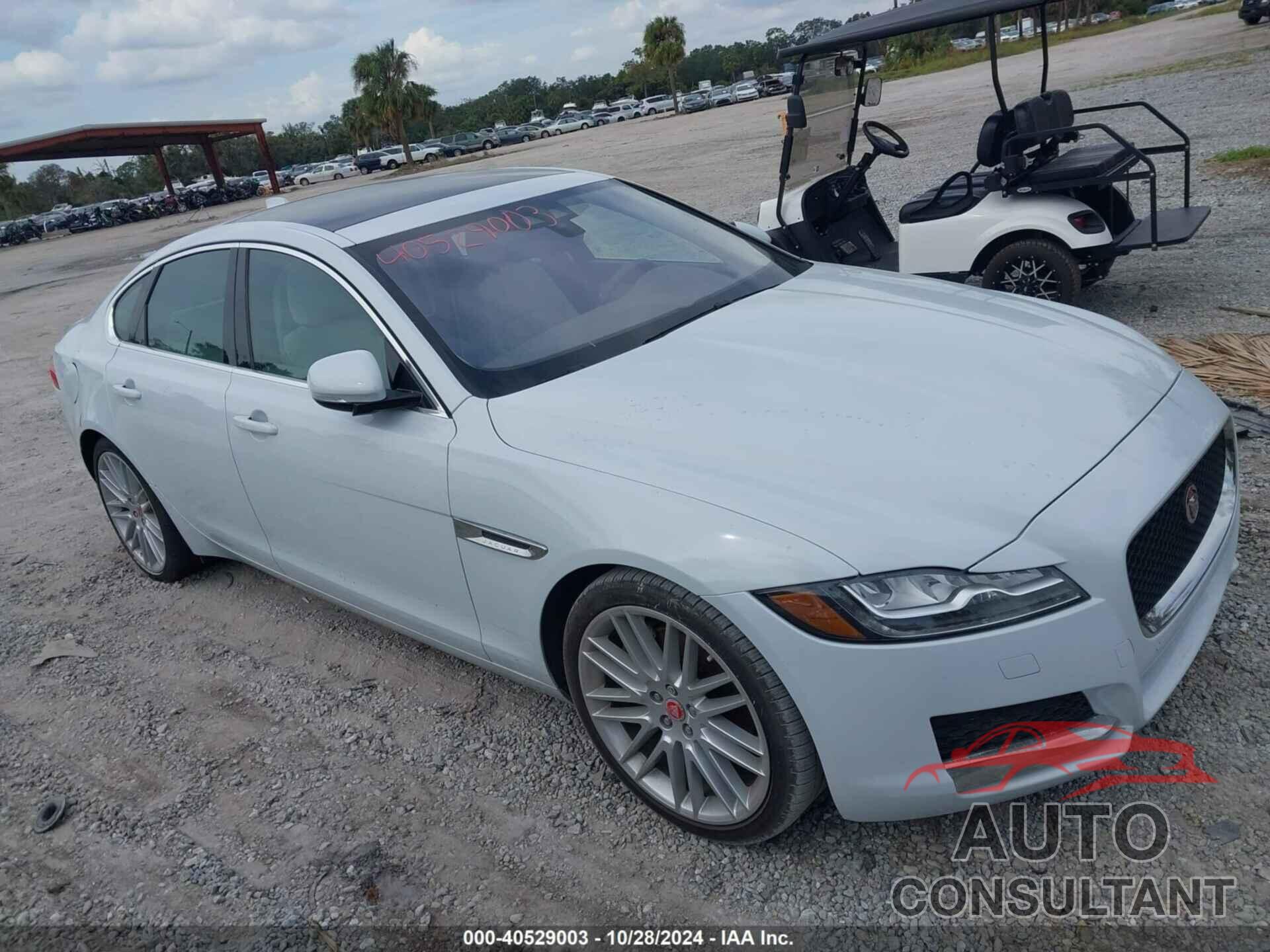 JAGUAR XF 2017 - SAJBE4BV4HCY48565