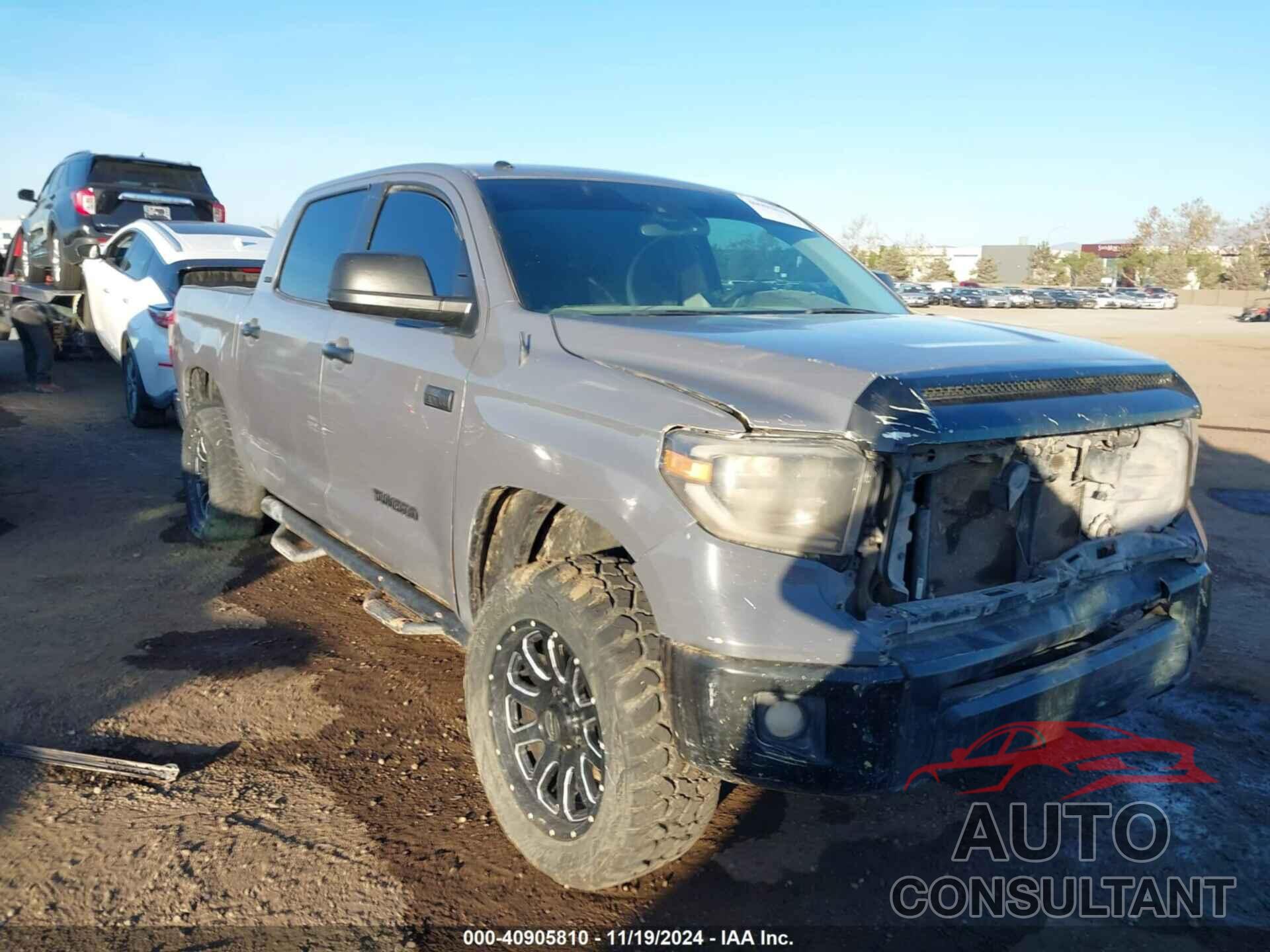 TOYOTA TUNDRA 2019 - 5TFDY5F11KX827264