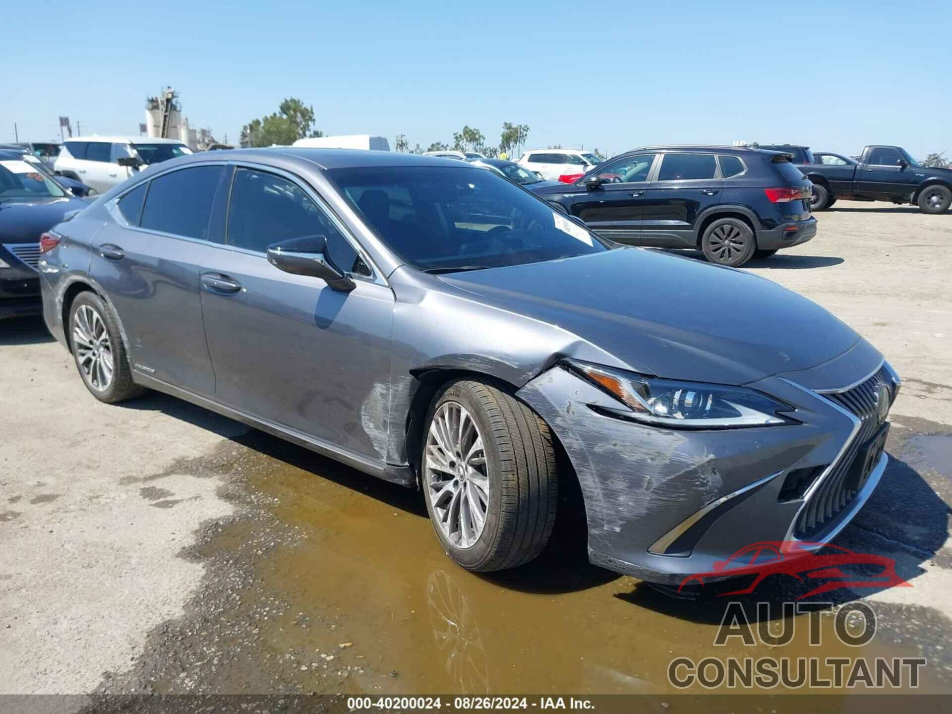 LEXUS ES 300H 2019 - JTHB21B15K2001004