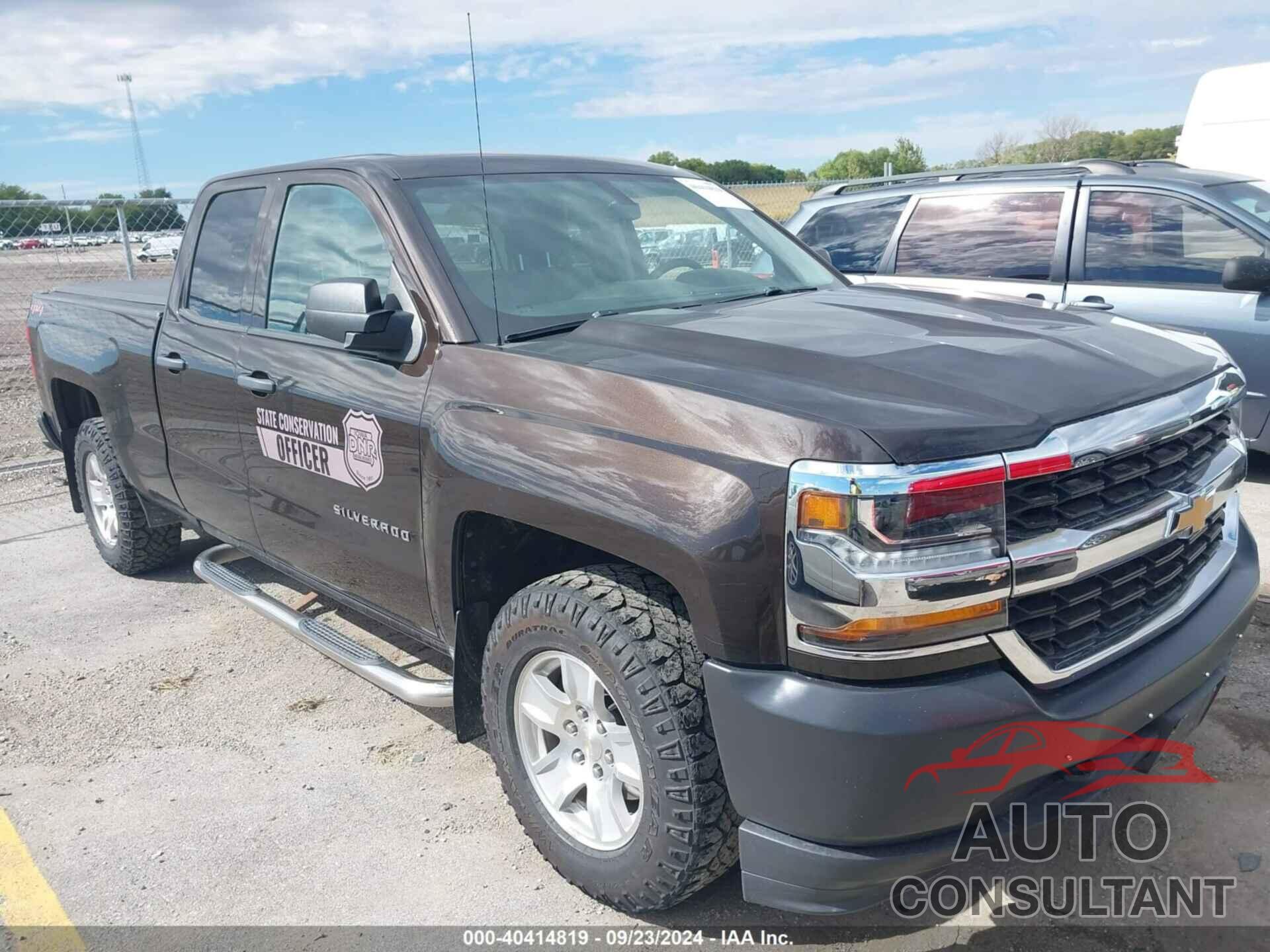 CHEVROLET SILVERADO 1500 LD 2019 - 2GCVKNEC5K1165629