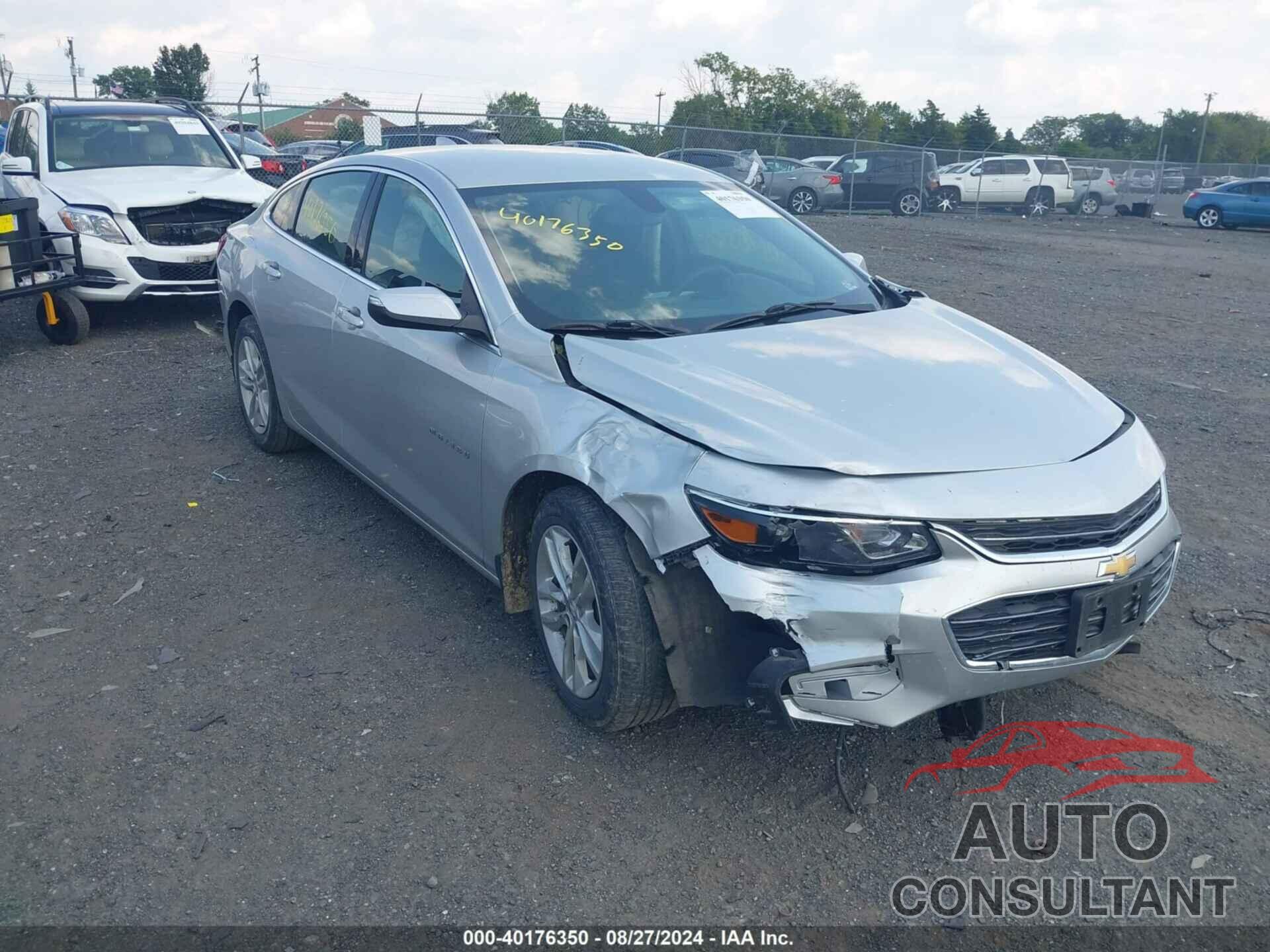 CHEVROLET MALIBU 2018 - 1G1ZD5ST3JF261761