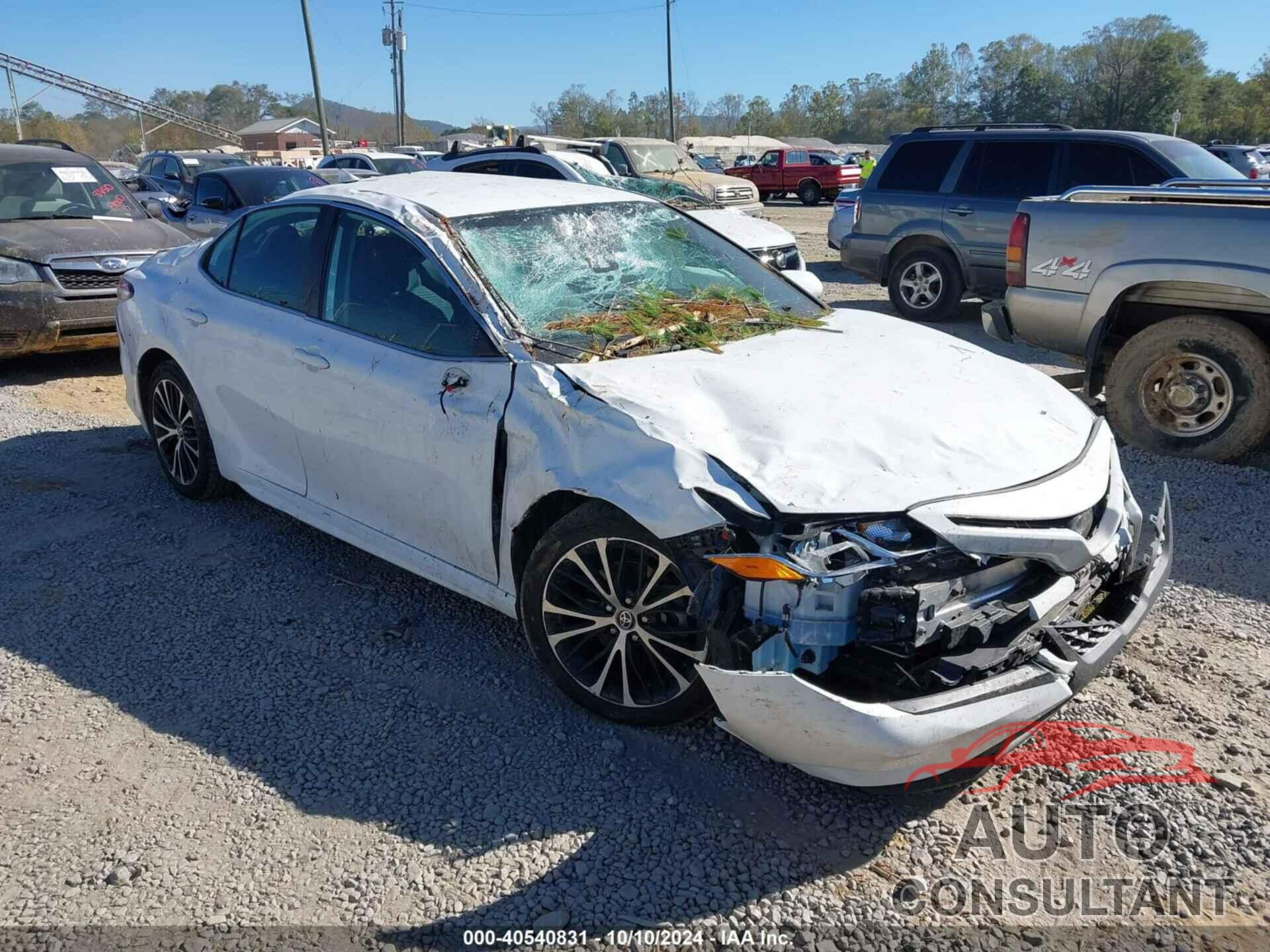 TOYOTA CAMRY 2020 - 4T1G11AK7LU967358