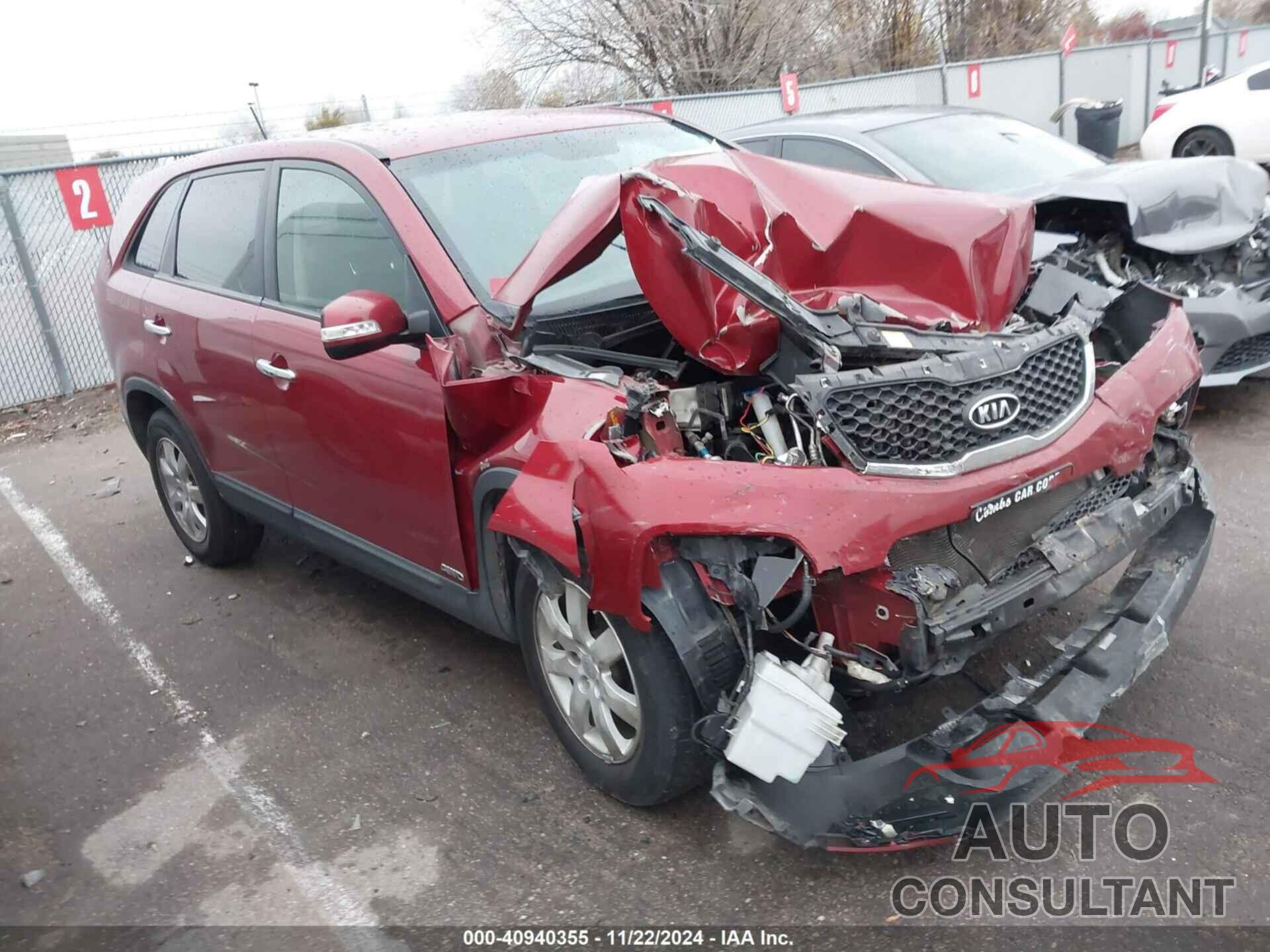KIA SORENTO 2011 - 5XYKTCA14BG014330