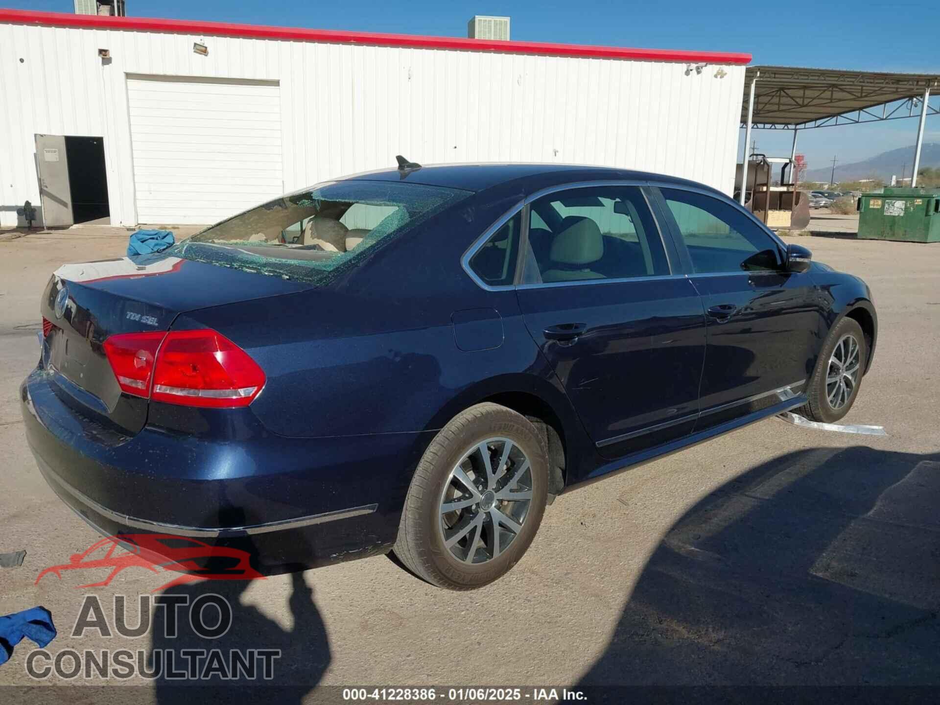 VOLKSWAGEN PASSAT 2012 - 1VWCN7A35CC048531