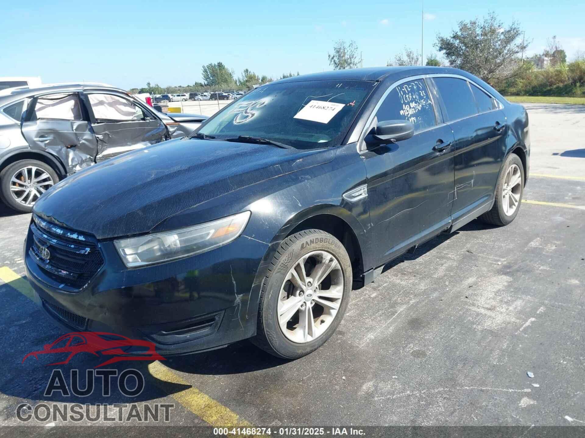 FORD TAURUS 2015 - 1FAHP2D88FG192543