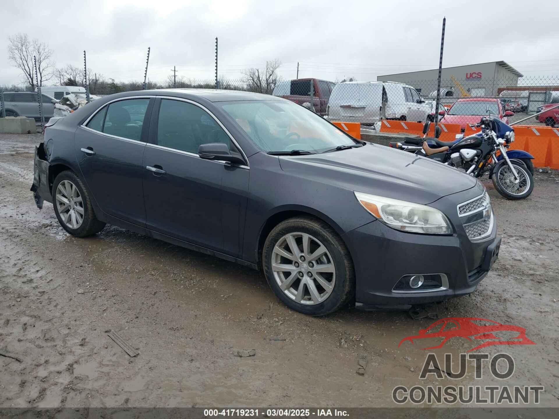 CHEVROLET MALIBU 2013 - 1G11H5SA4DF284325