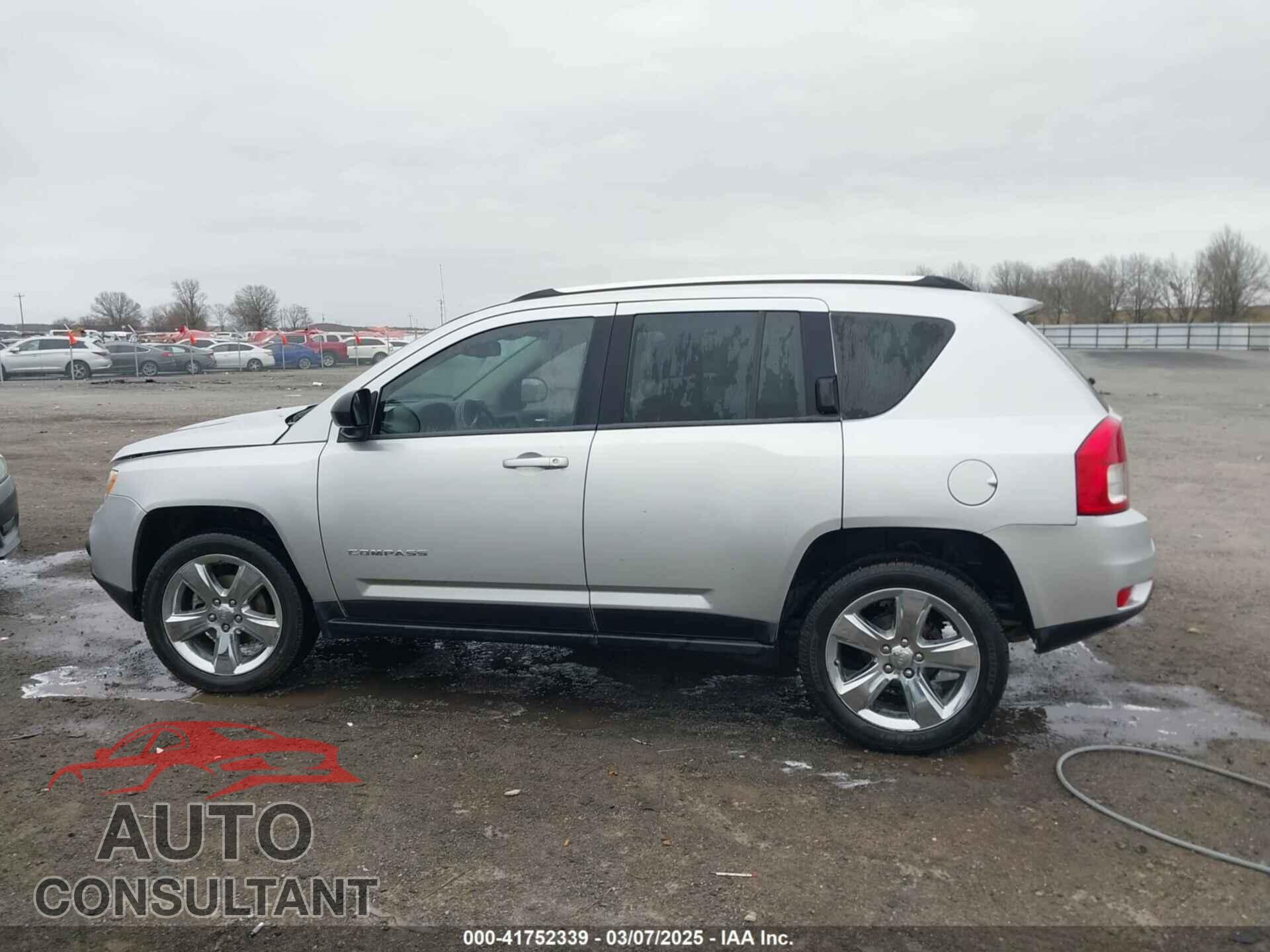 JEEP COMPASS 2012 - 1C4NJCCB3CD511555