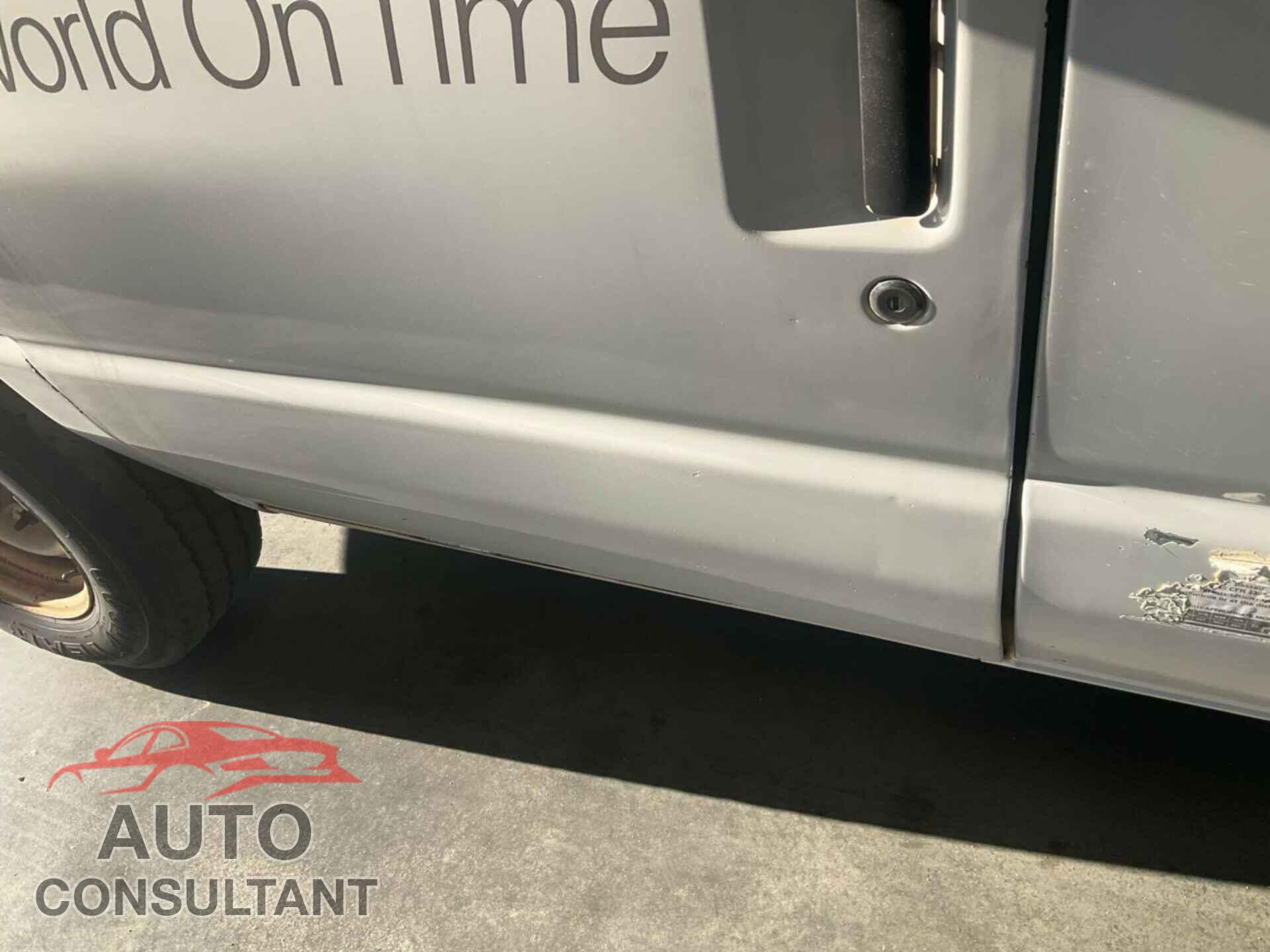 FORD ECONOLINE 2010 - 1FTNE1EW6ADA90548