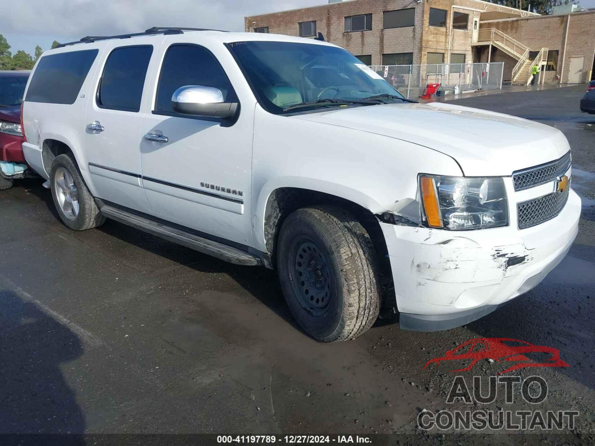 CHEVROLET SUBURBAN 1500 2014 - 1GNSKKE79ER139252