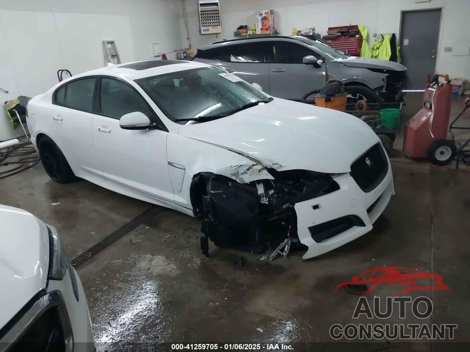 JAGUAR XF 2015 - SAJWJ0FF5F8U48166