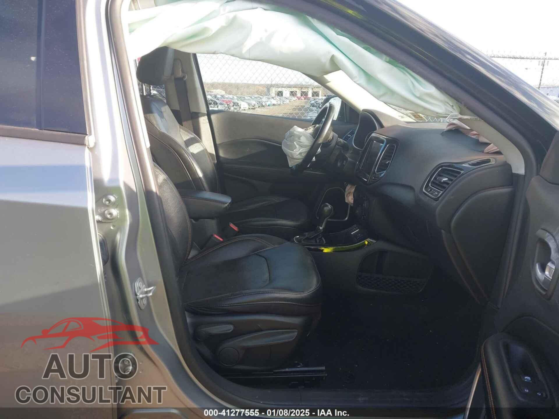 JEEP COMPASS 2020 - 3C4NJCCB1LT140650