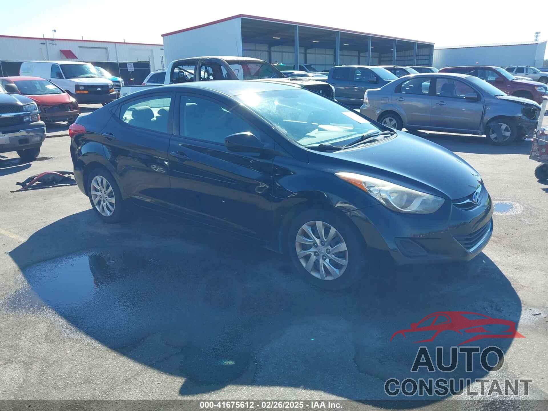 HYUNDAI ELANTRA 2012 - KMHDH4AE3CU321695