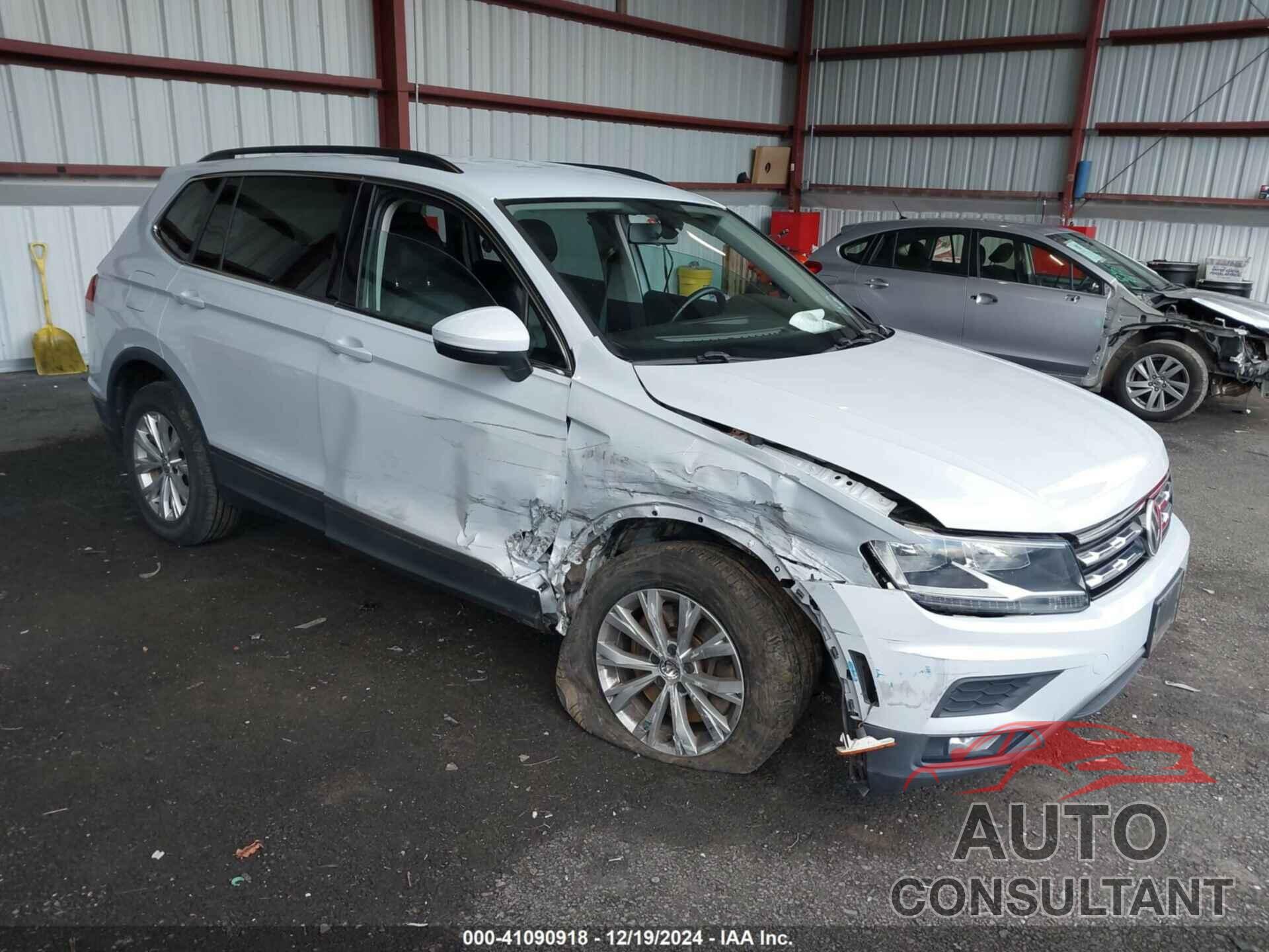 VOLKSWAGEN TIGUAN 2018 - 3VV2B7AXXJM038973