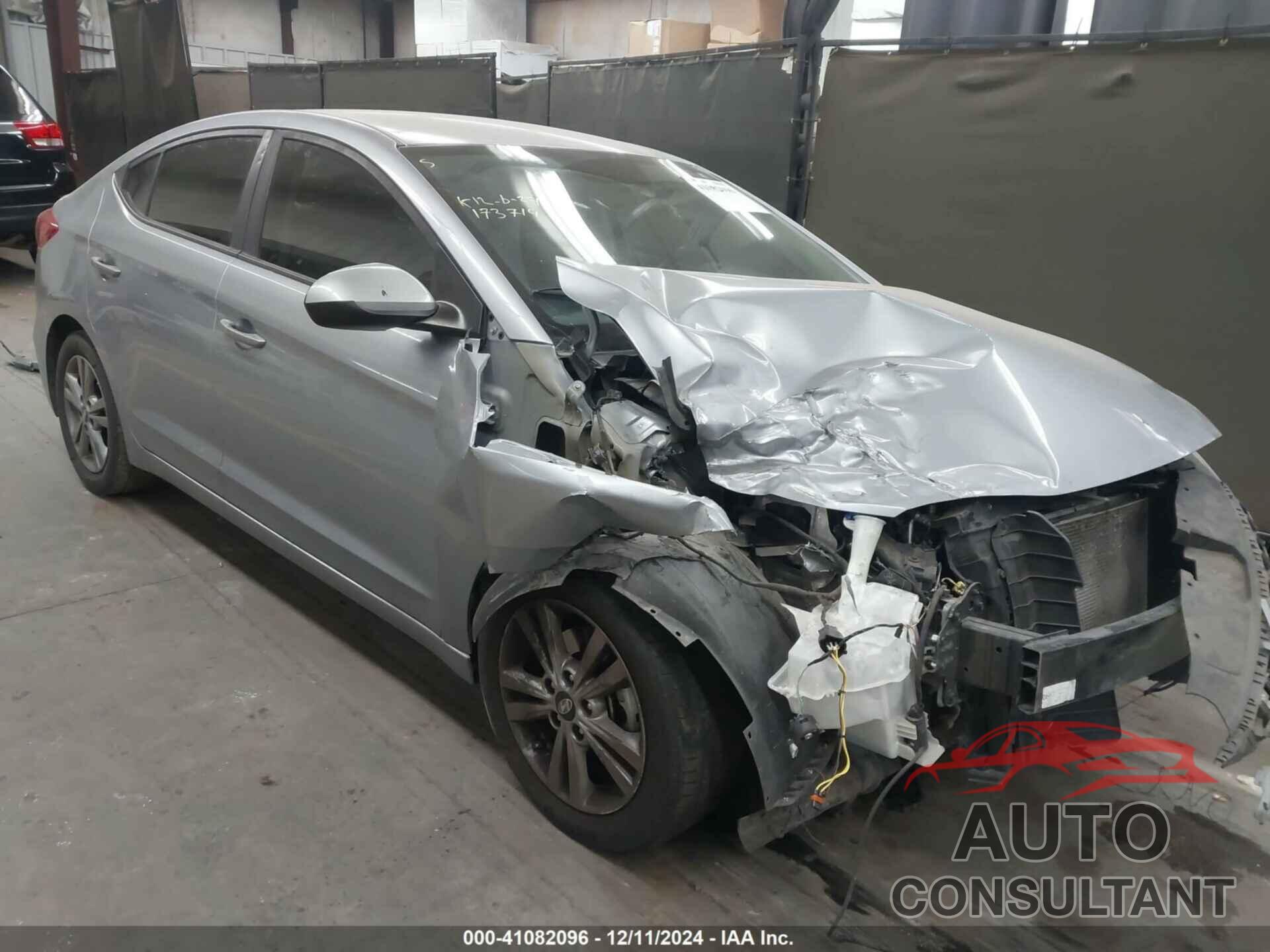 HYUNDAI ELANTRA 2017 - 5NPD84LF2HH173714