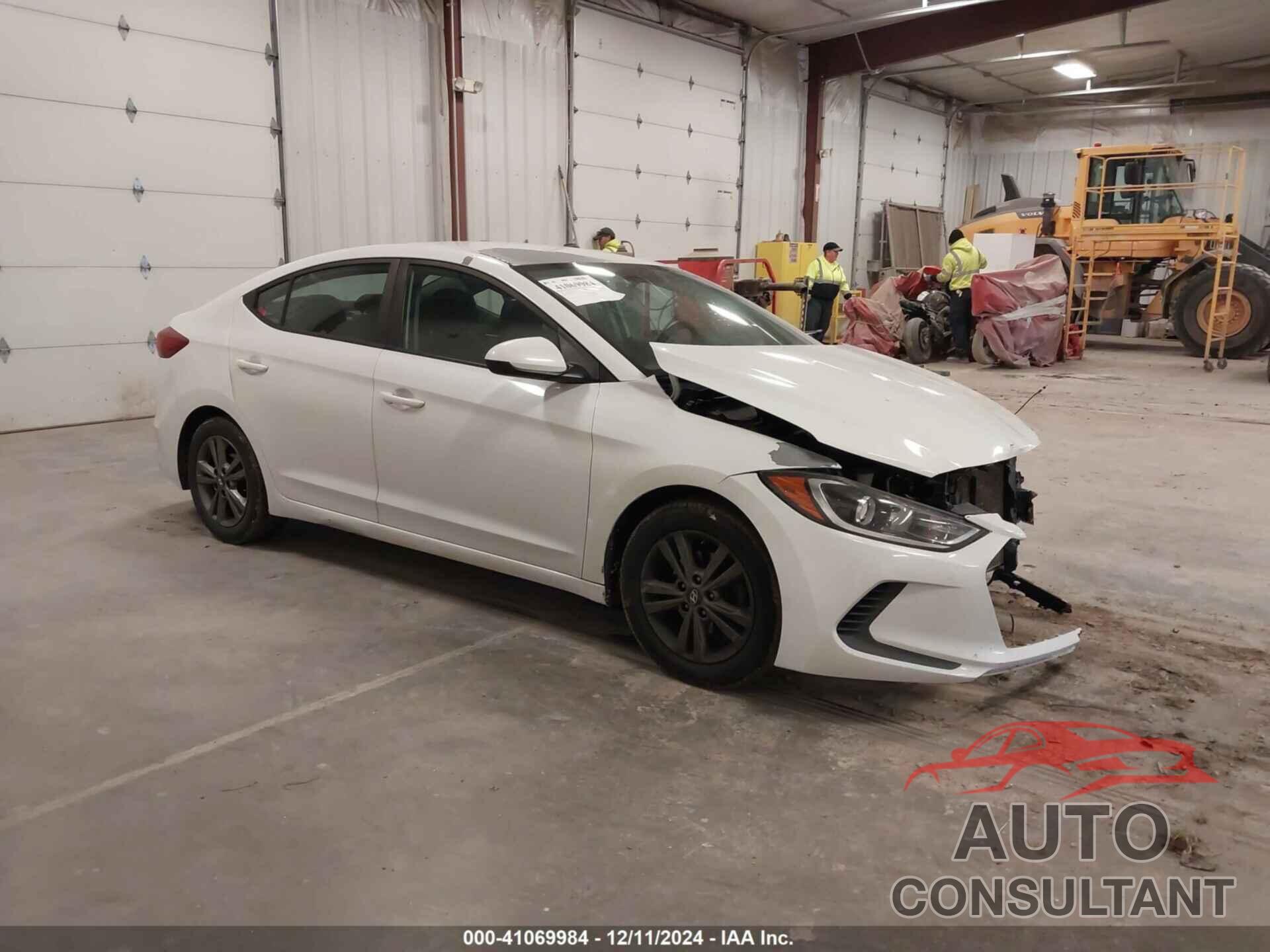 HYUNDAI ELANTRA 2018 - 5NPD84LF9JH239519