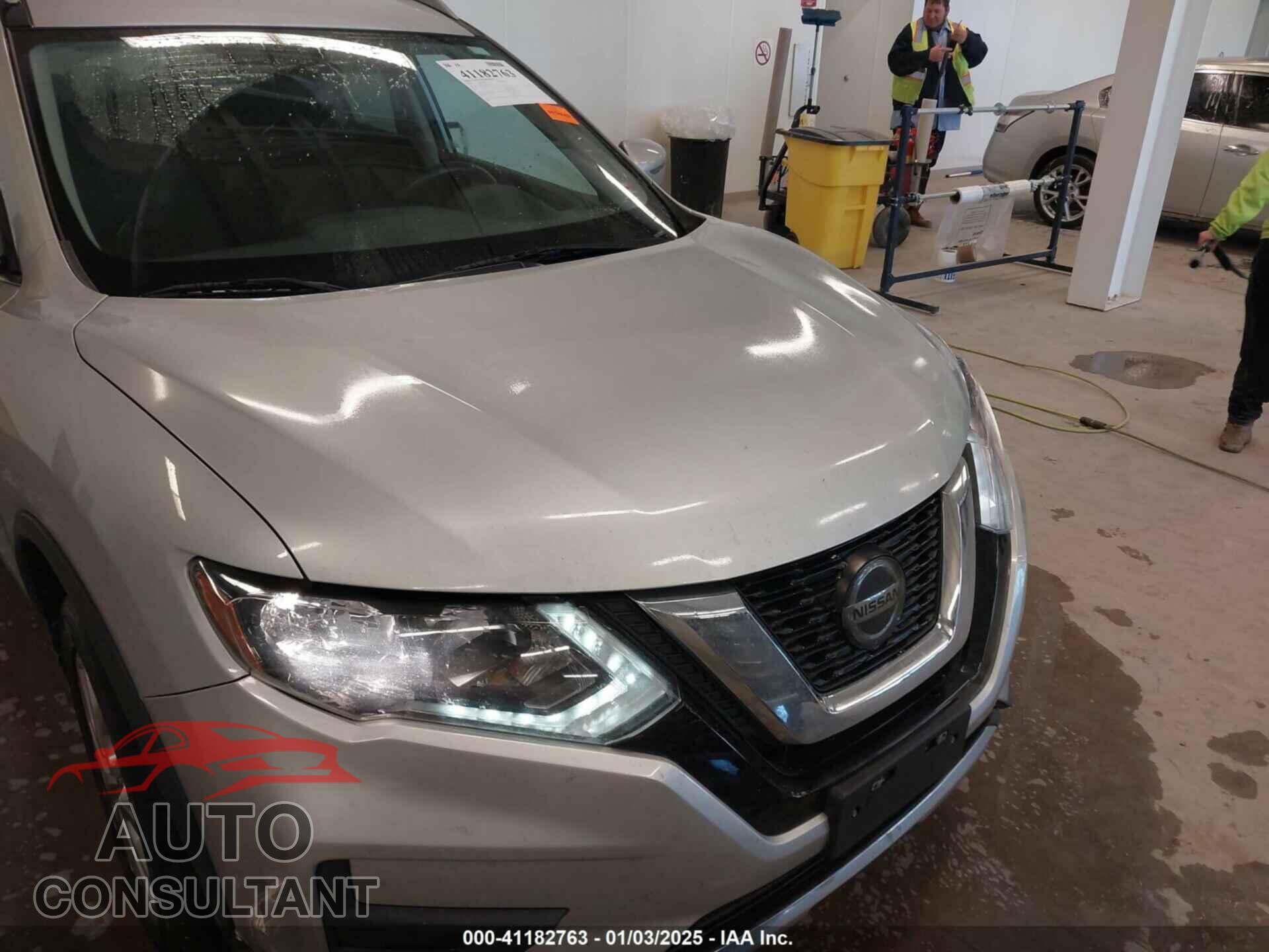 NISSAN ROGUE 2018 - 5N1AT2MT7JC707362
