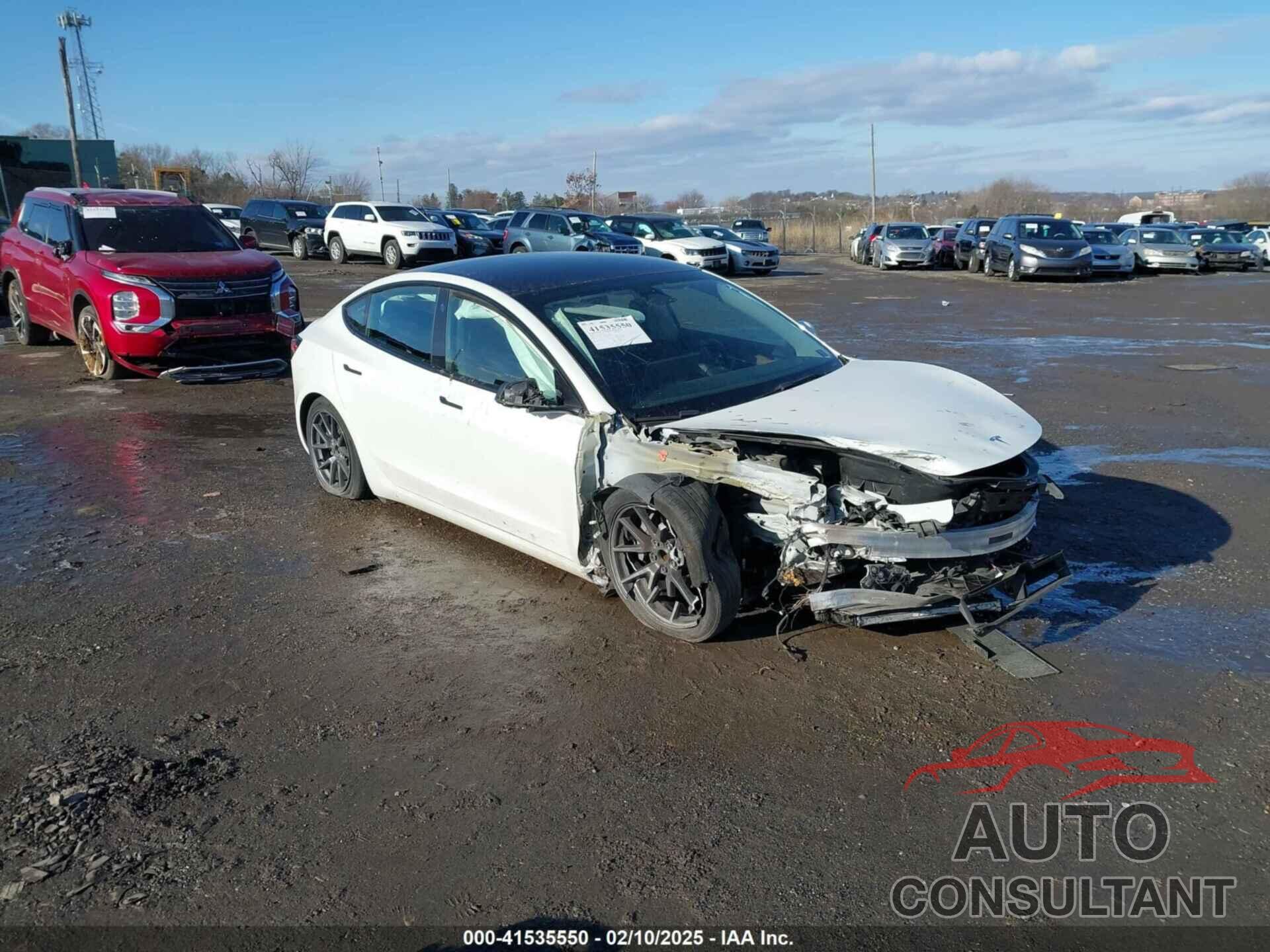 TESLA MODEL 3 2022 - 5YJ3E1EA6NF115149