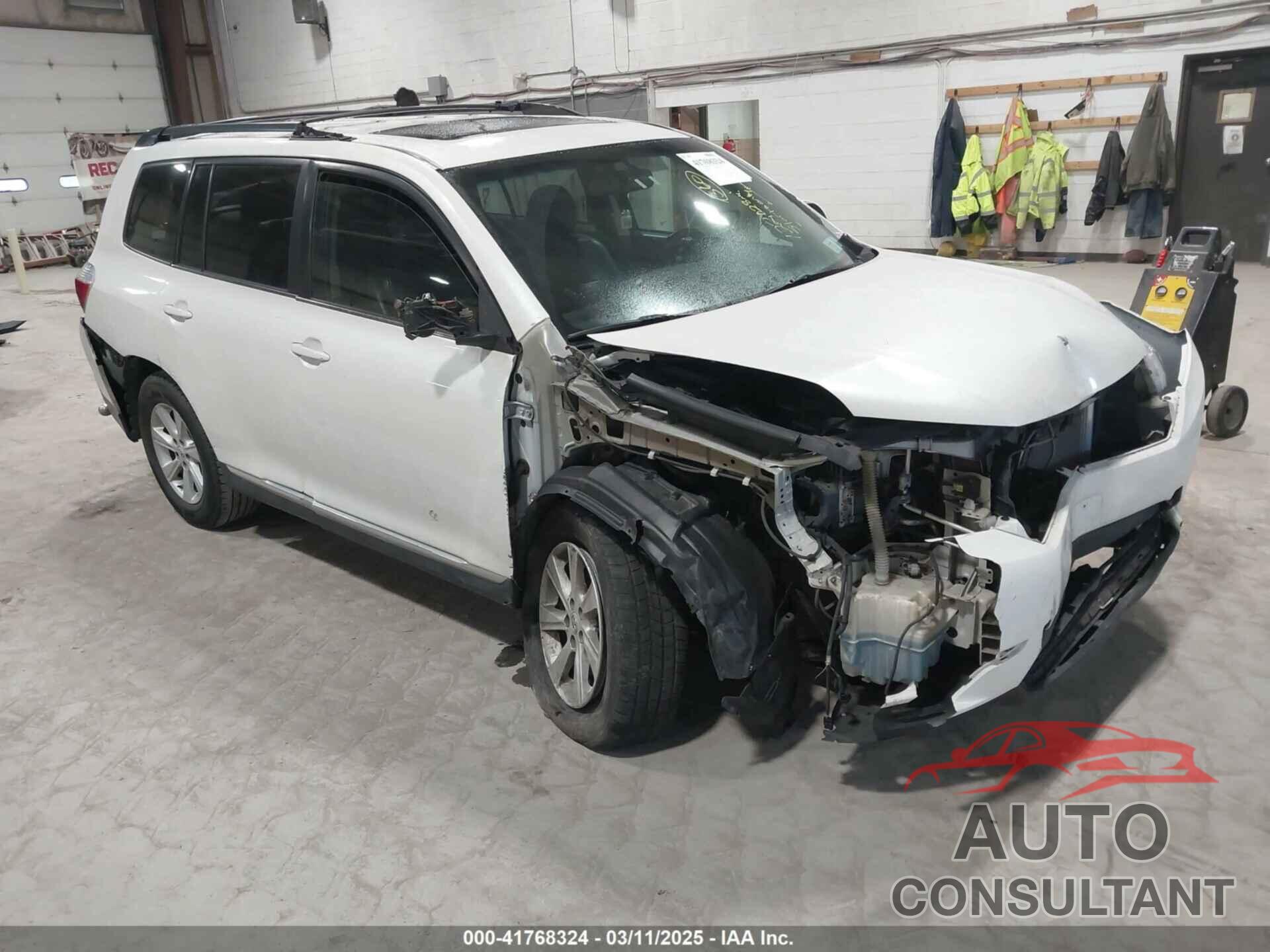 TOYOTA HIGHLANDER 2013 - 5TDBK3EHXDS222731