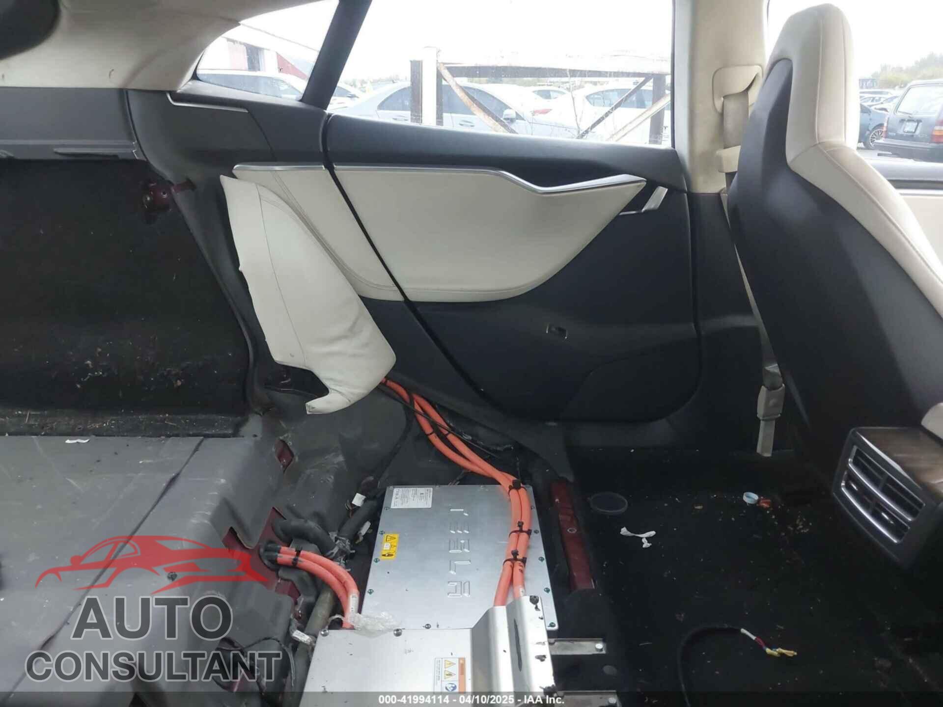 TESLA MODEL S 2012 - 5YJSA1DN6CFS00341