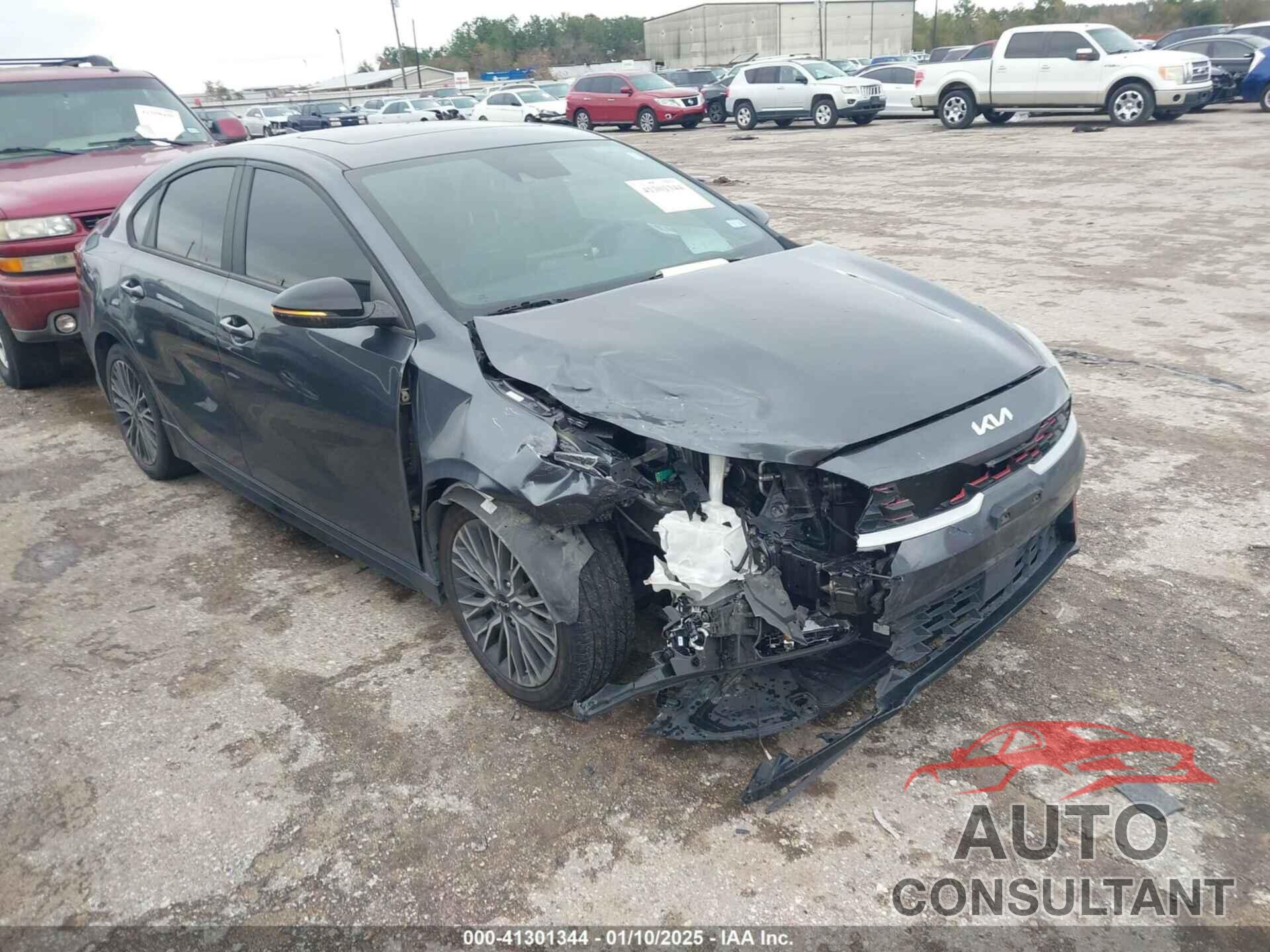 KIA FORTE 2023 - 3KPF54AD8PE519058