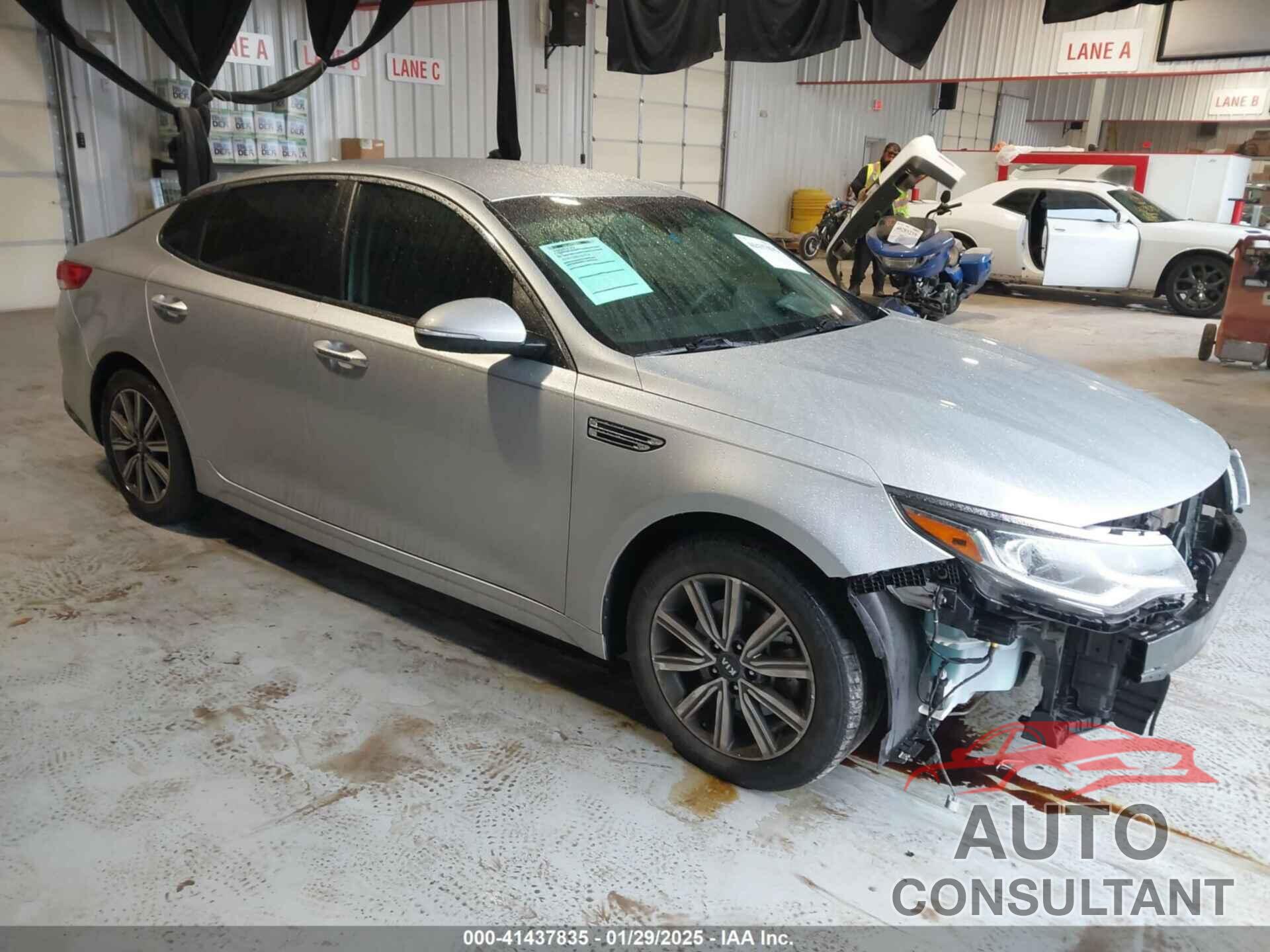 KIA OPTIMA 2019 - 5XXGT4L39KG376524