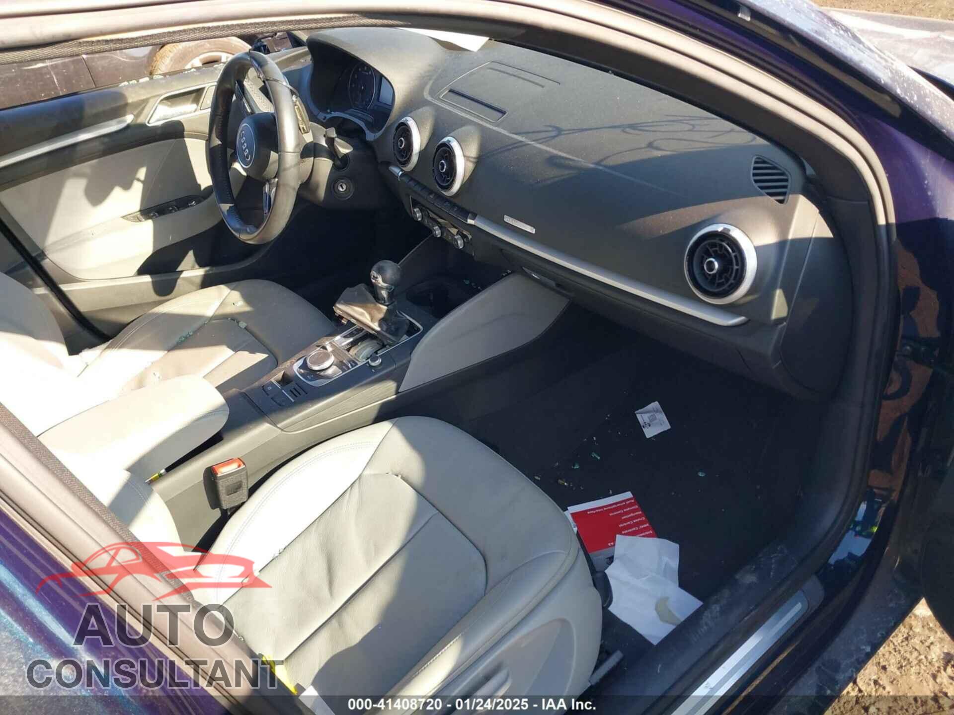 AUDI A3 2017 - WAUAUGFF1H1048476