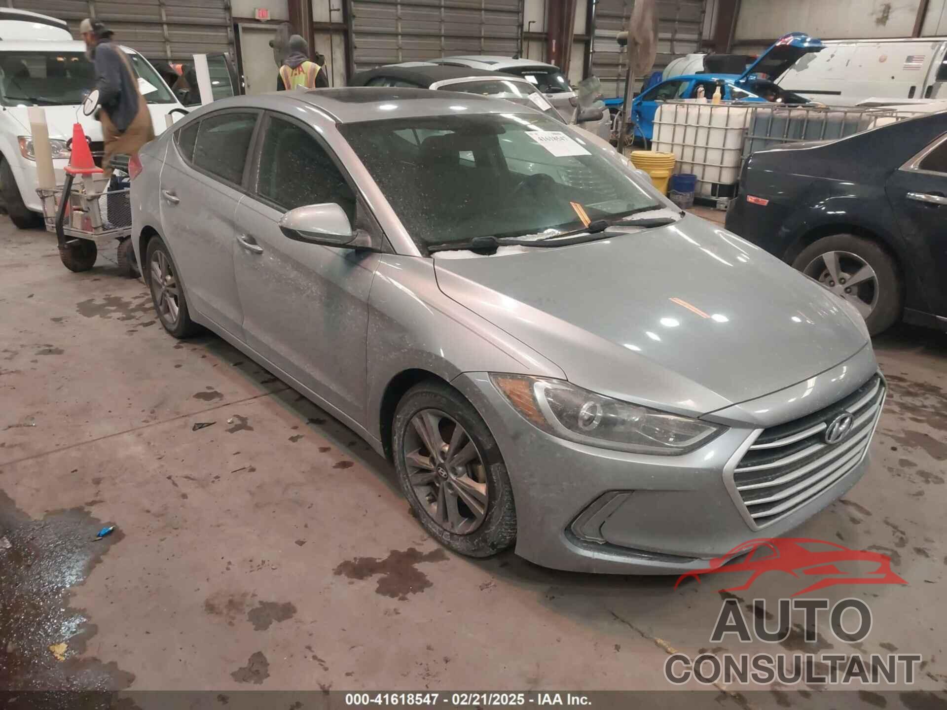 HYUNDAI ELANTRA 2017 - 5NPD84LF1HH201759