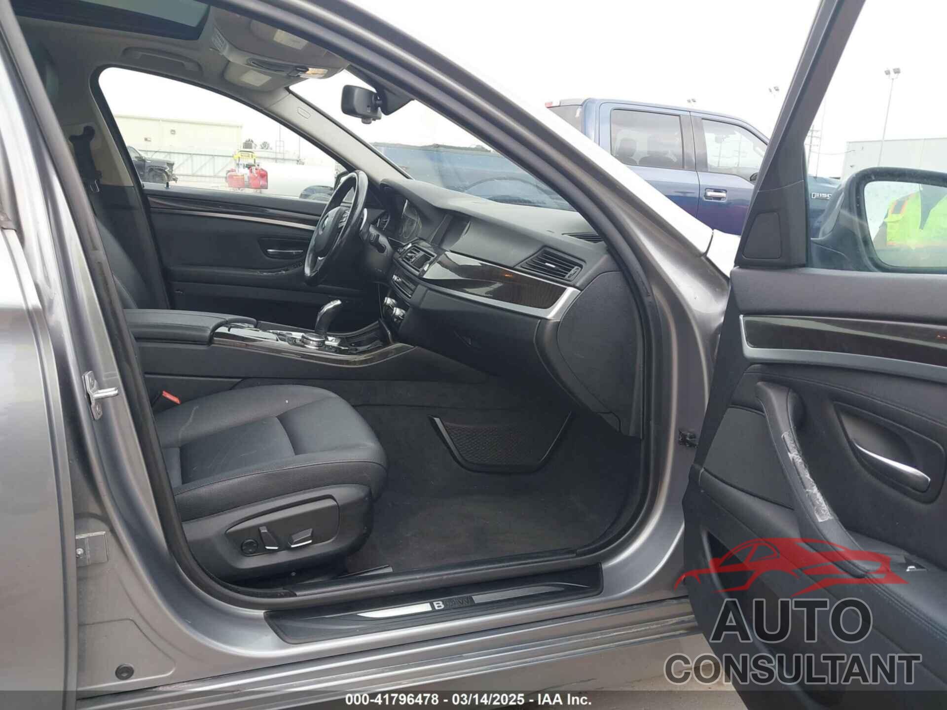BMW 528I 2016 - WBA5A5C59GG352743