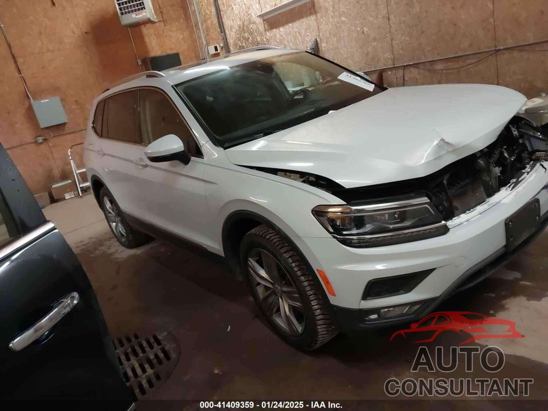 VOLKSWAGEN TIGUAN 2019 - 3VV4B7AX4KM039045