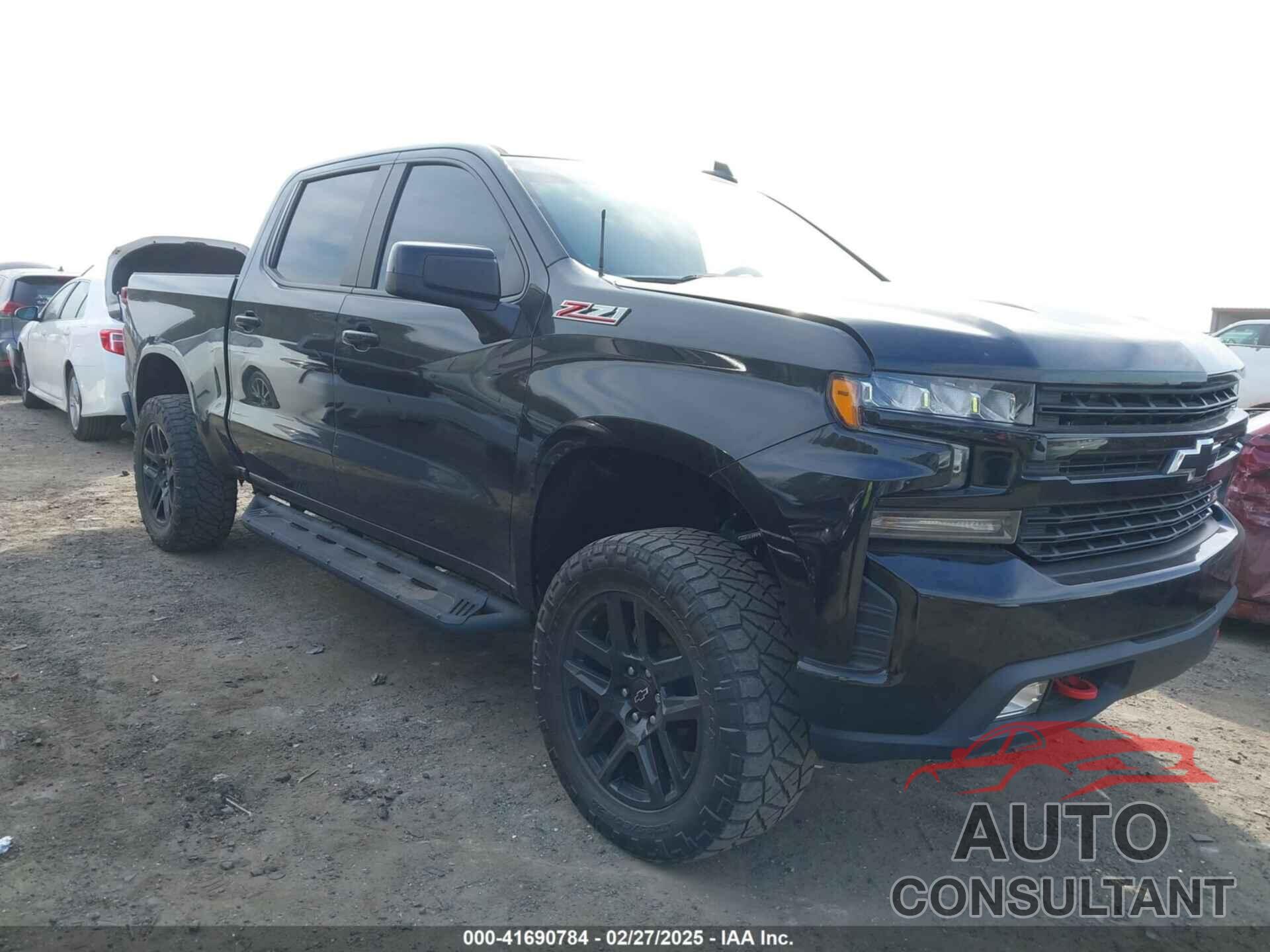 CHEVROLET SILVERADO 1500 2021 - 1GCPYFED9MZ232507