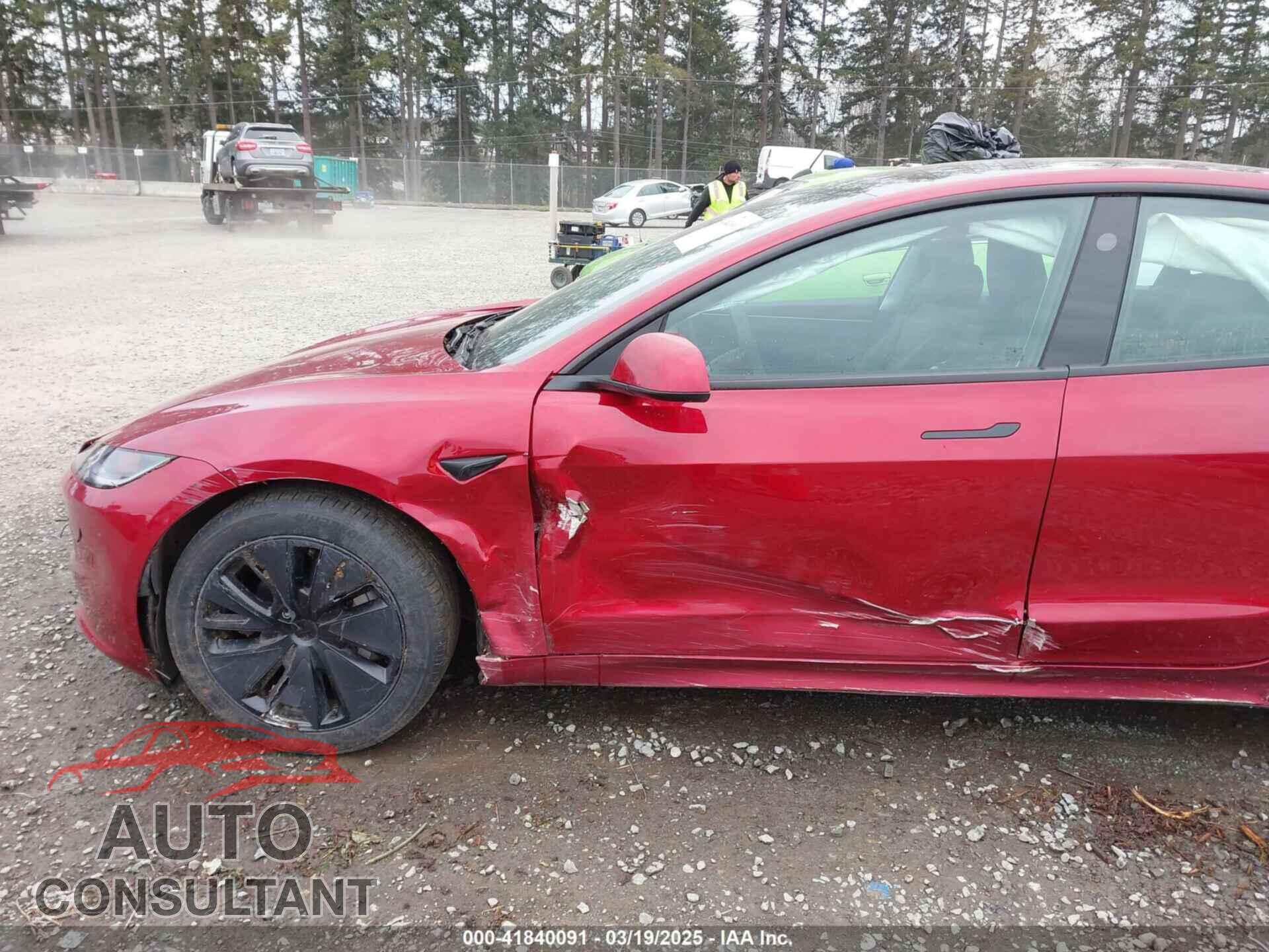 TESLA MODEL 3 2024 - 5YJ3E1EA7RF785461