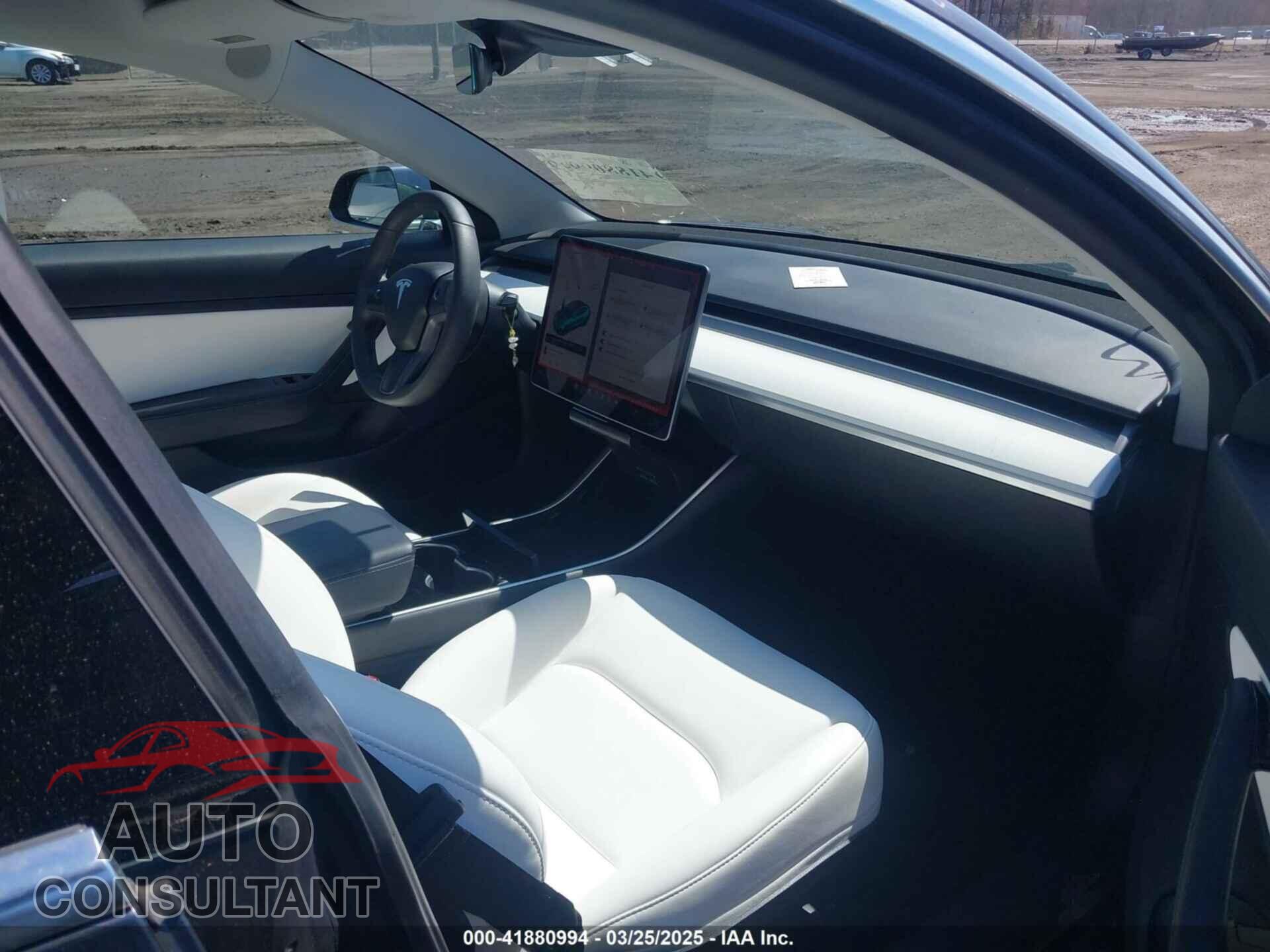 TESLA MODEL 3 2020 - 5YJ3E1EA2LF634566