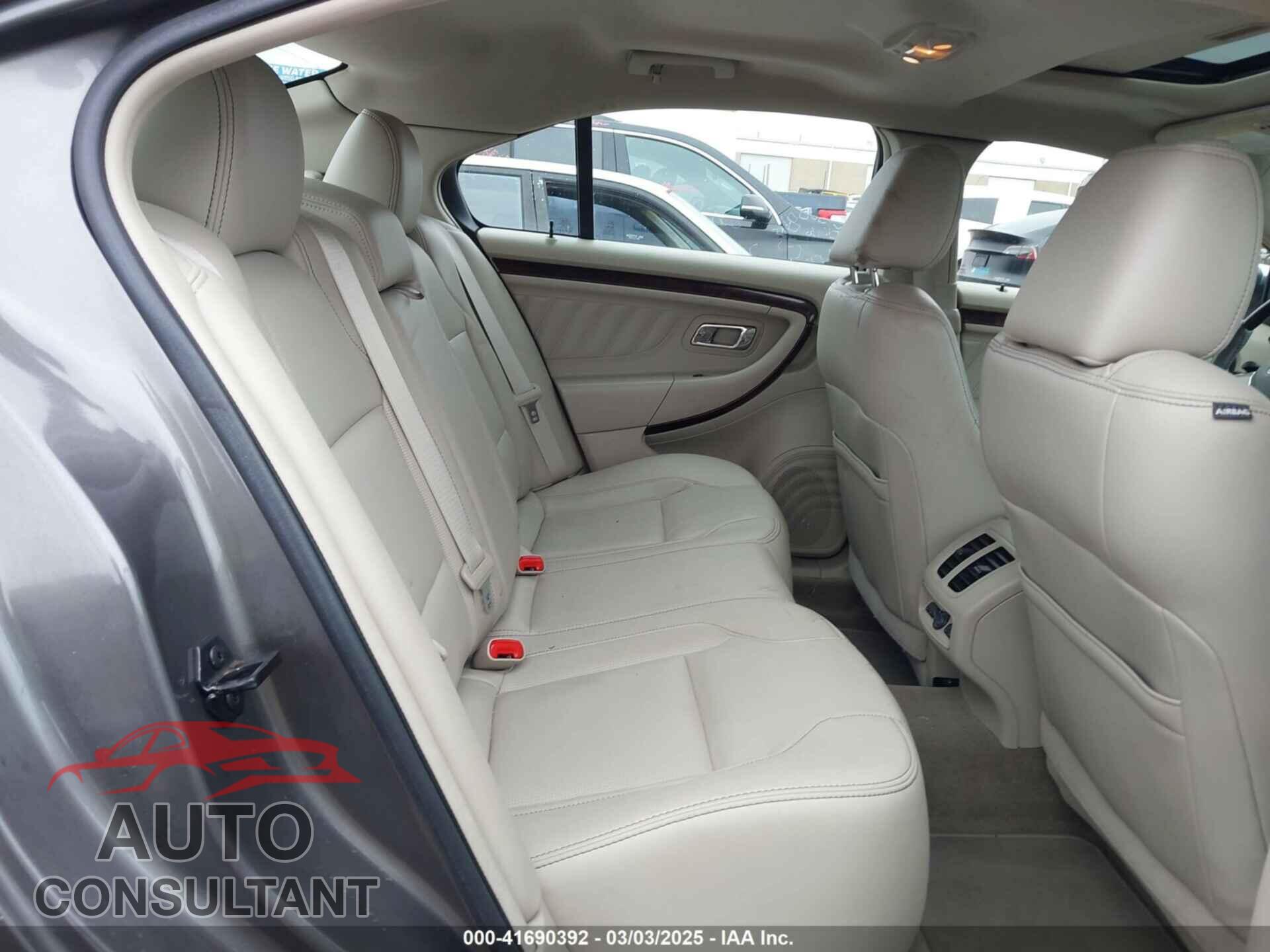 FORD TAURUS 2012 - 1FAHP2FW2CG143362