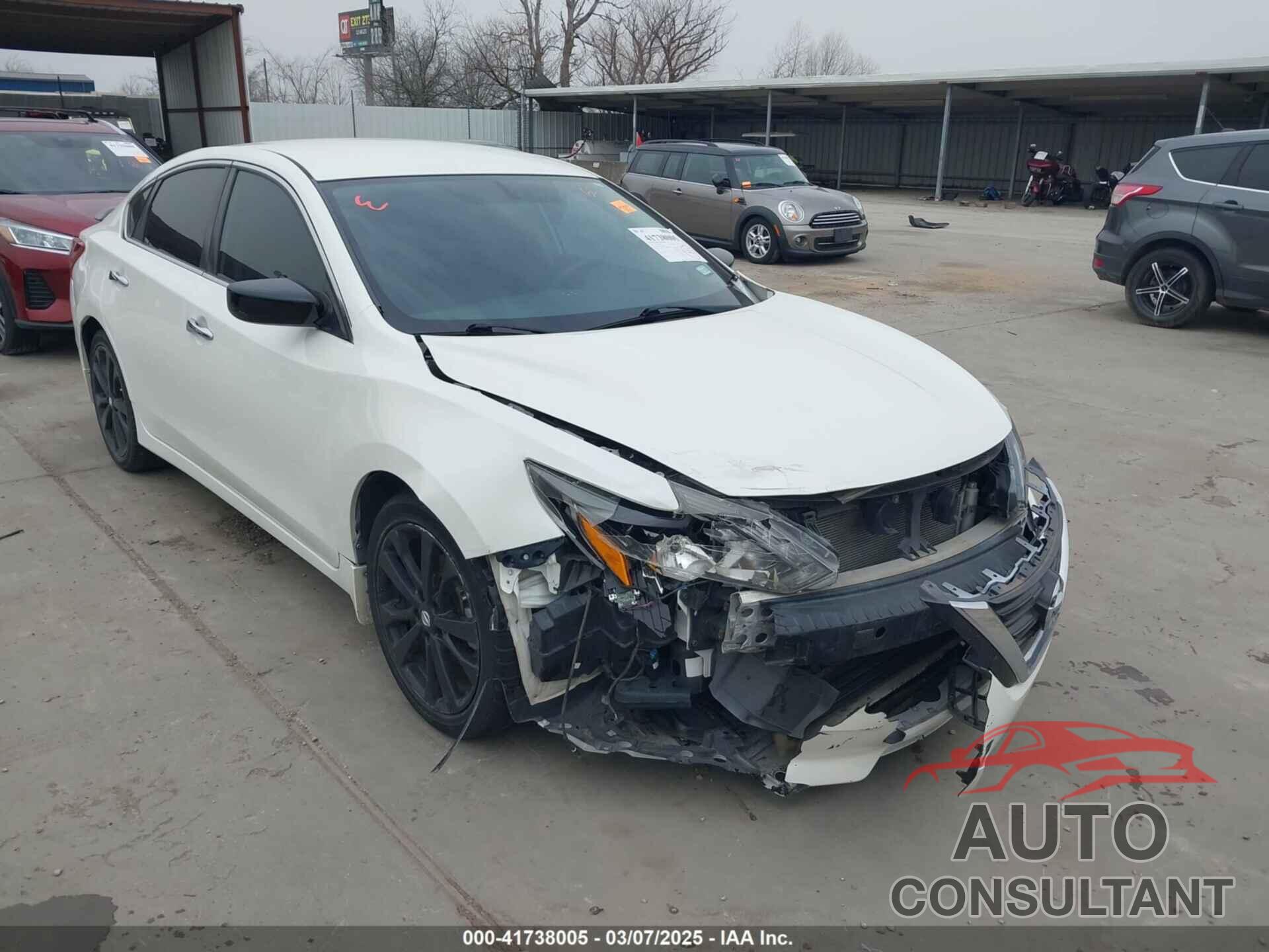 NISSAN ALTIMA 2017 - 1N4AL3AP5HC270608