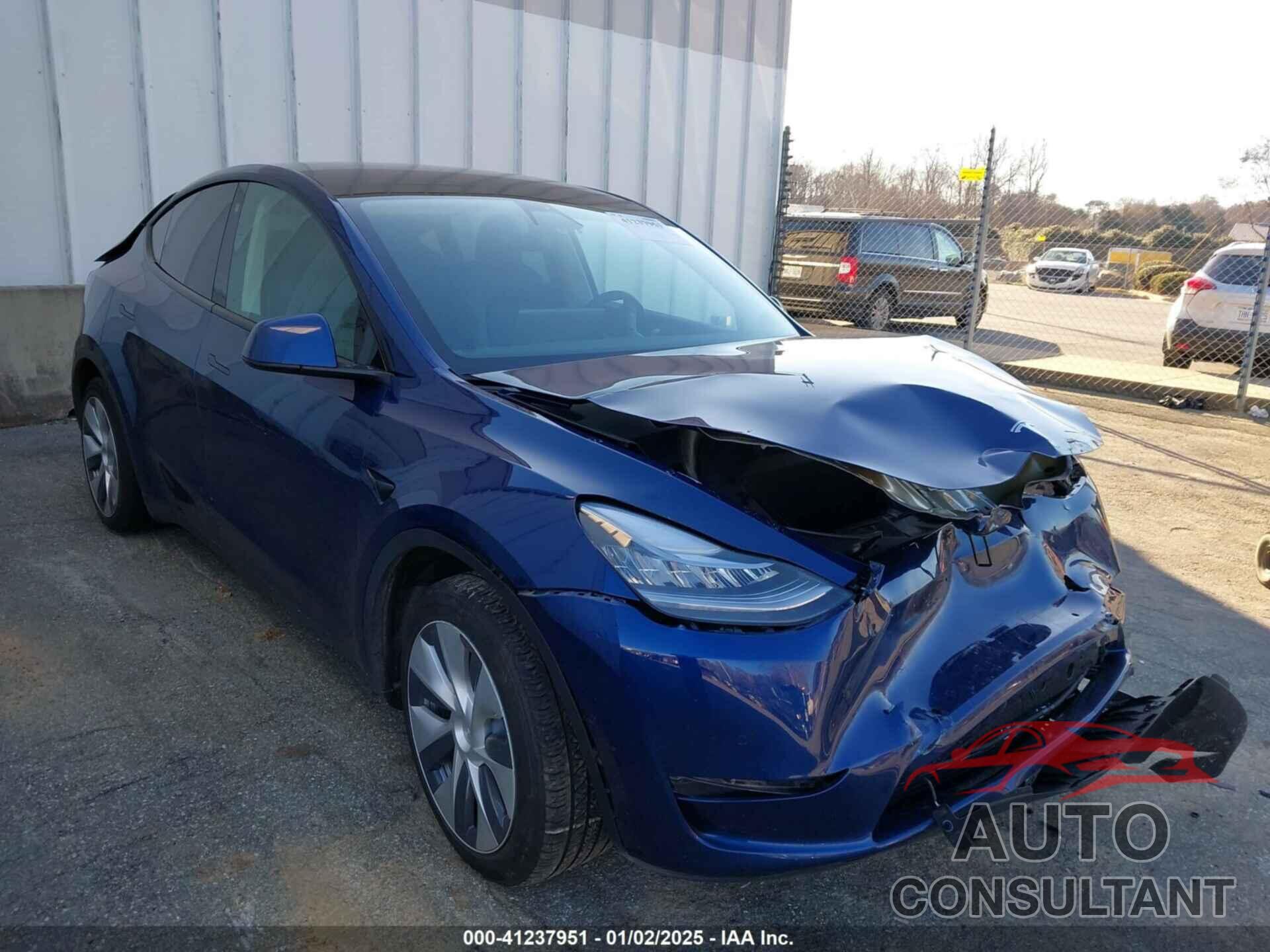 TESLA MODEL Y 2021 - 5YJYGDEE4MF260922