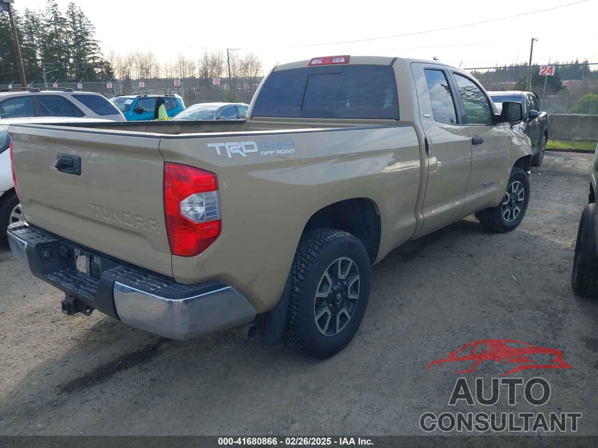 TOYOTA TUNDRA 2017 - 5TFUM5F11HX069429