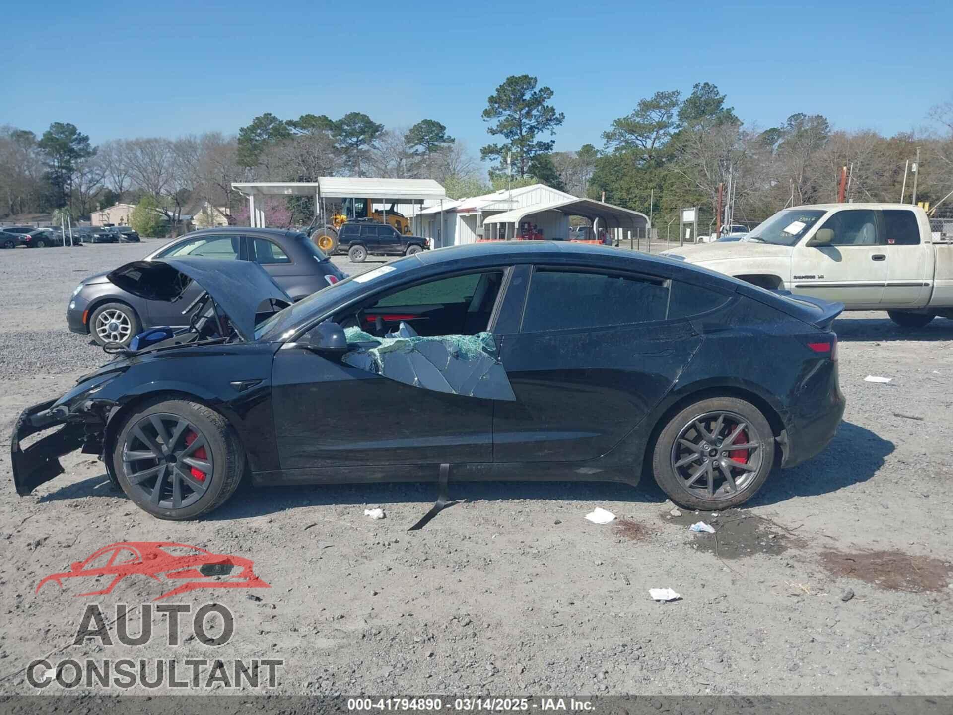TESLA MODEL 3 2023 - 5YJ3E1EA7PF668511