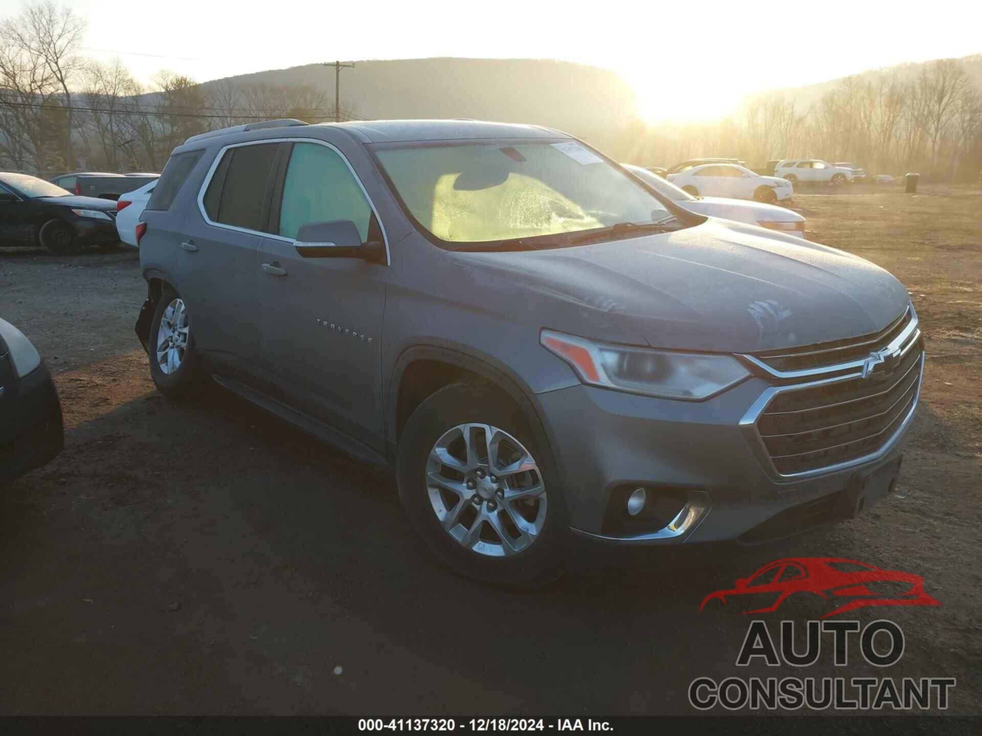 CHEVROLET TRAVERSE 2018 - 1GNEVGKW1JJ224107