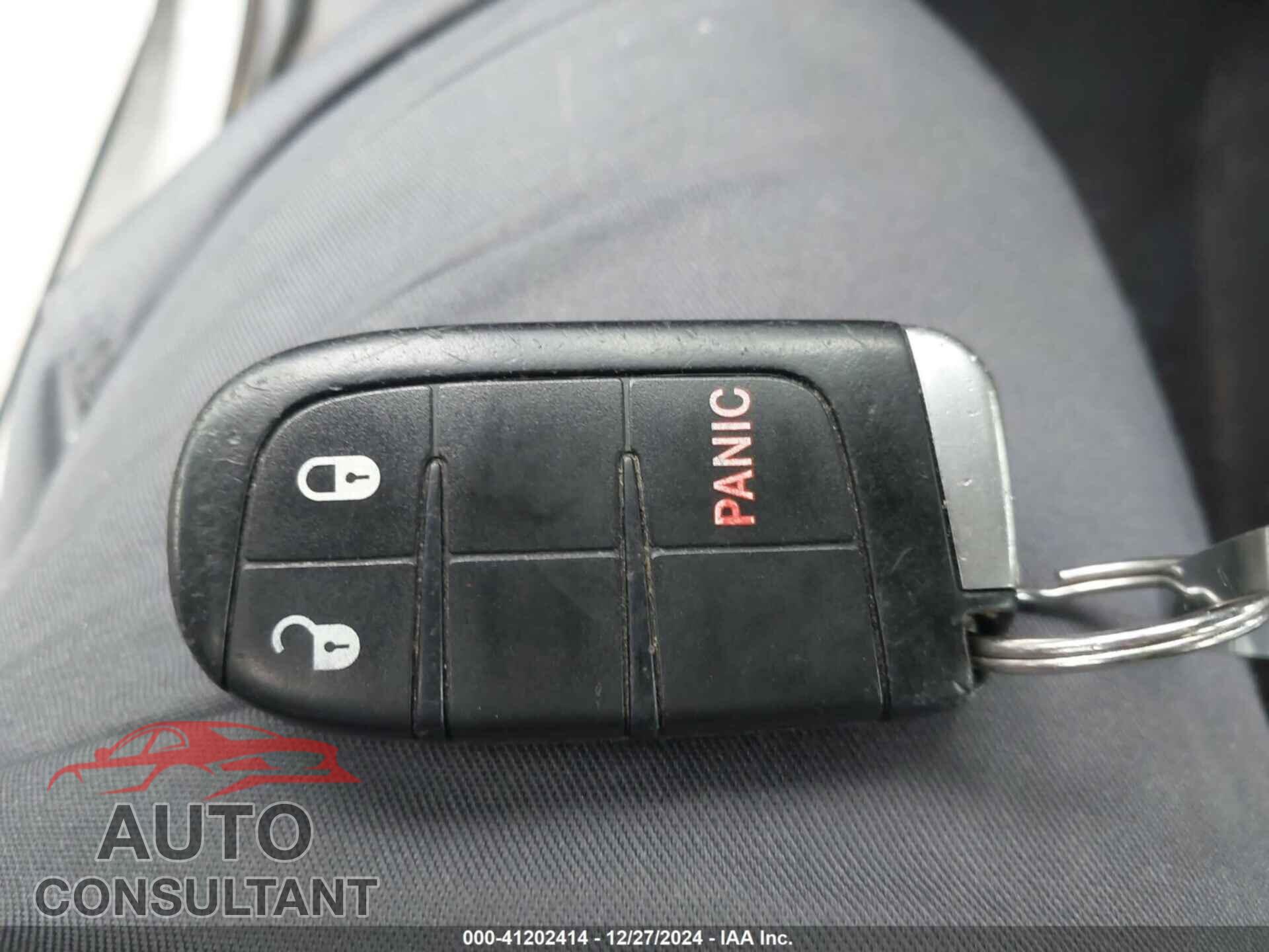 DODGE JOURNEY 2017 - 3C4PDCBG4HT589423