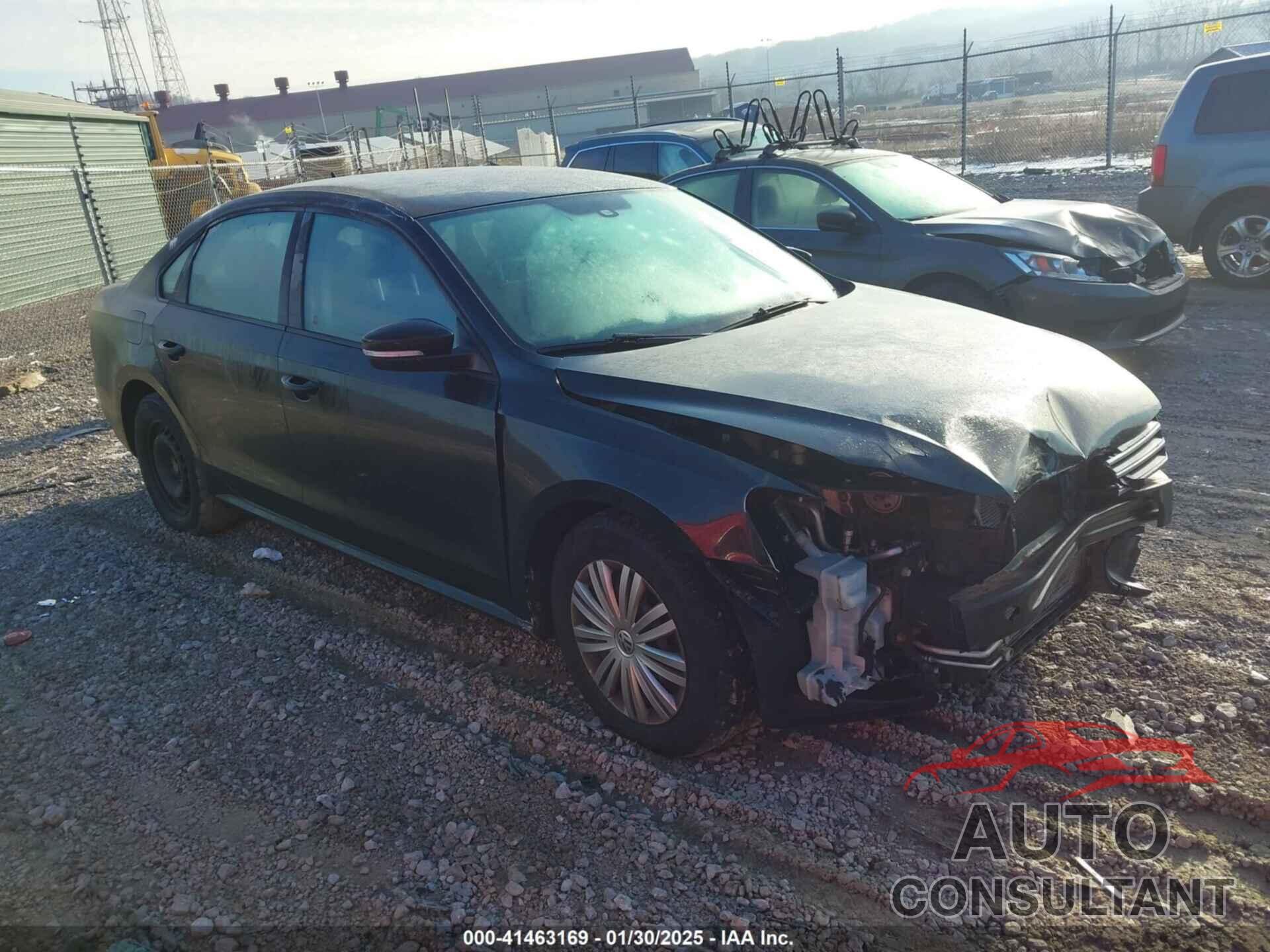 VOLKSWAGEN PASSAT 2014 - 1VWAP7A33EC006136