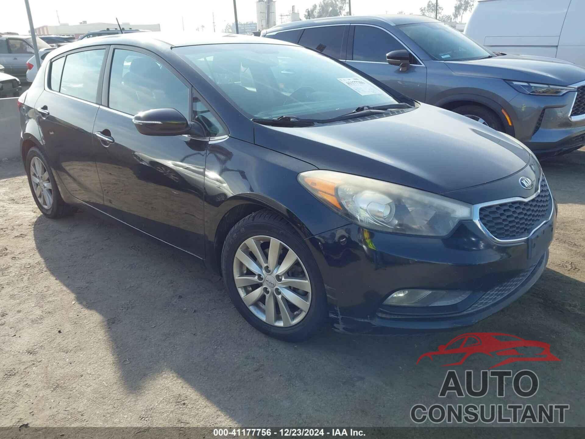 KIA FORTE 2015 - KNAFX5A82F5374223