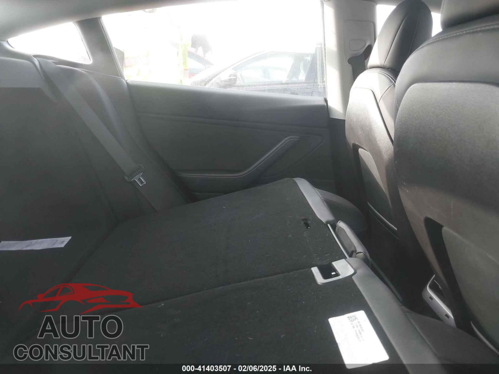TESLA MODEL 3 2018 - 5YJ3E1EA8JF047298