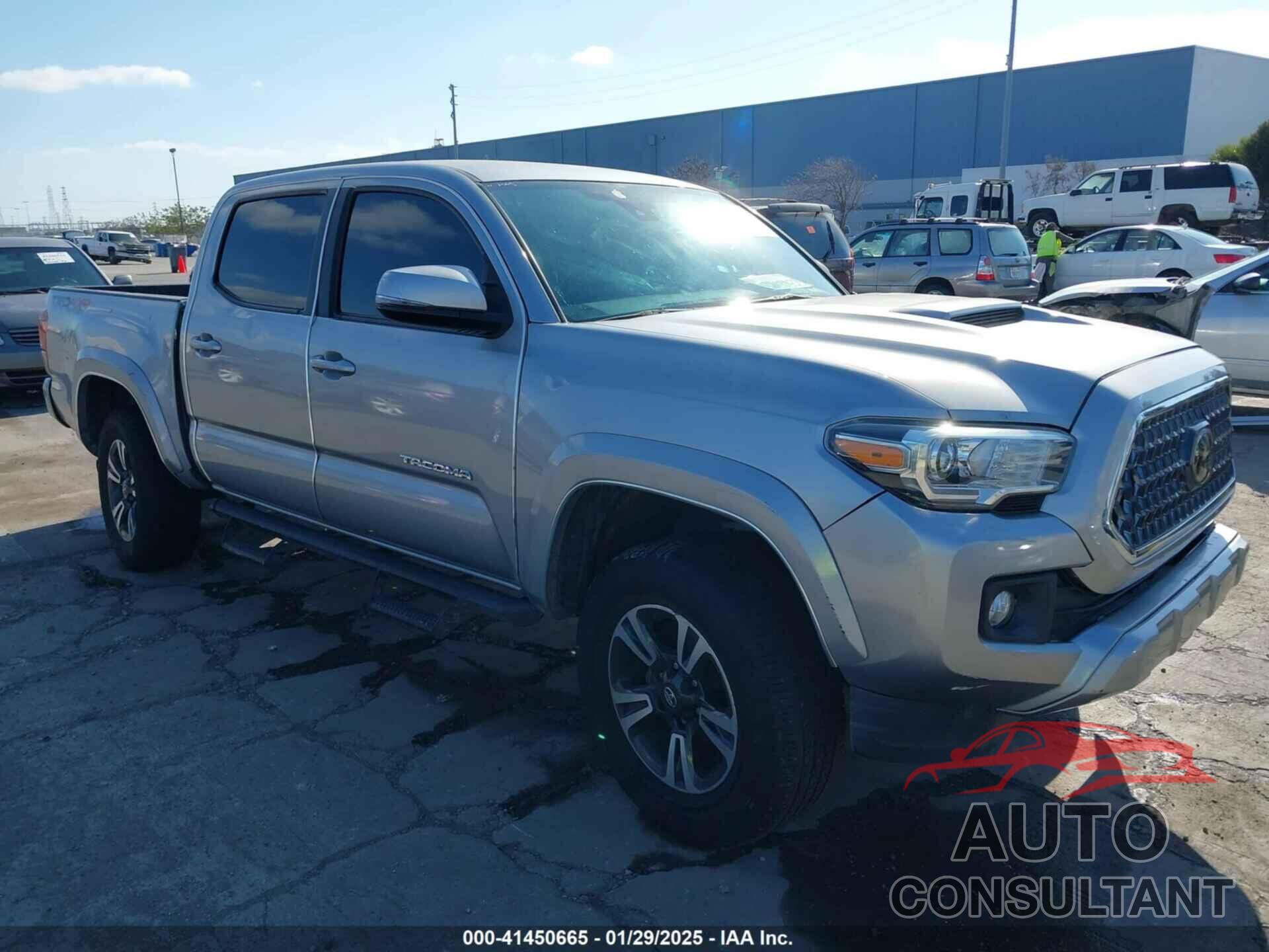 TOYOTA TACOMA 2018 - 3TMCZ5AN6JM185891